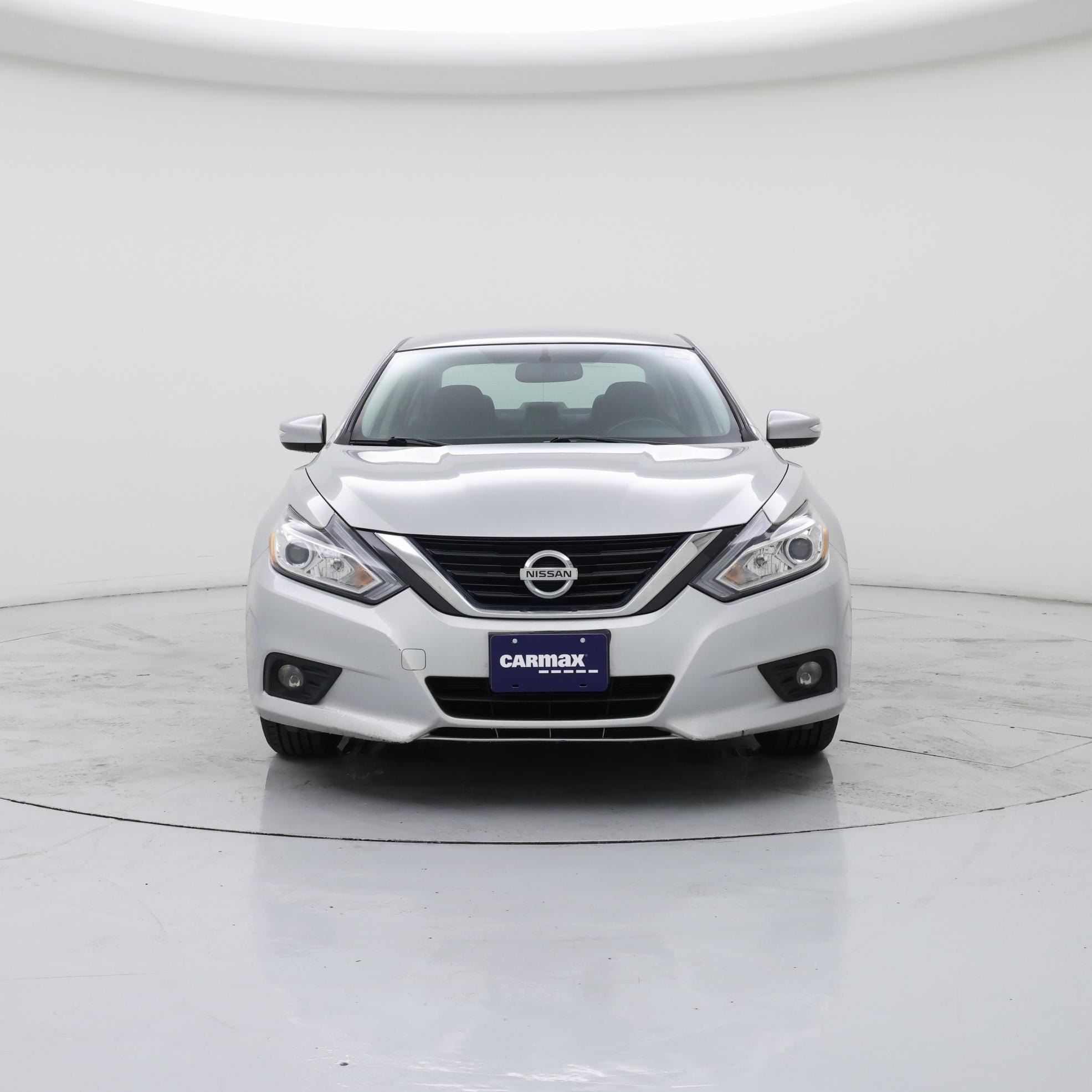 Thumbnail: 2018 Nissan Altima - 5