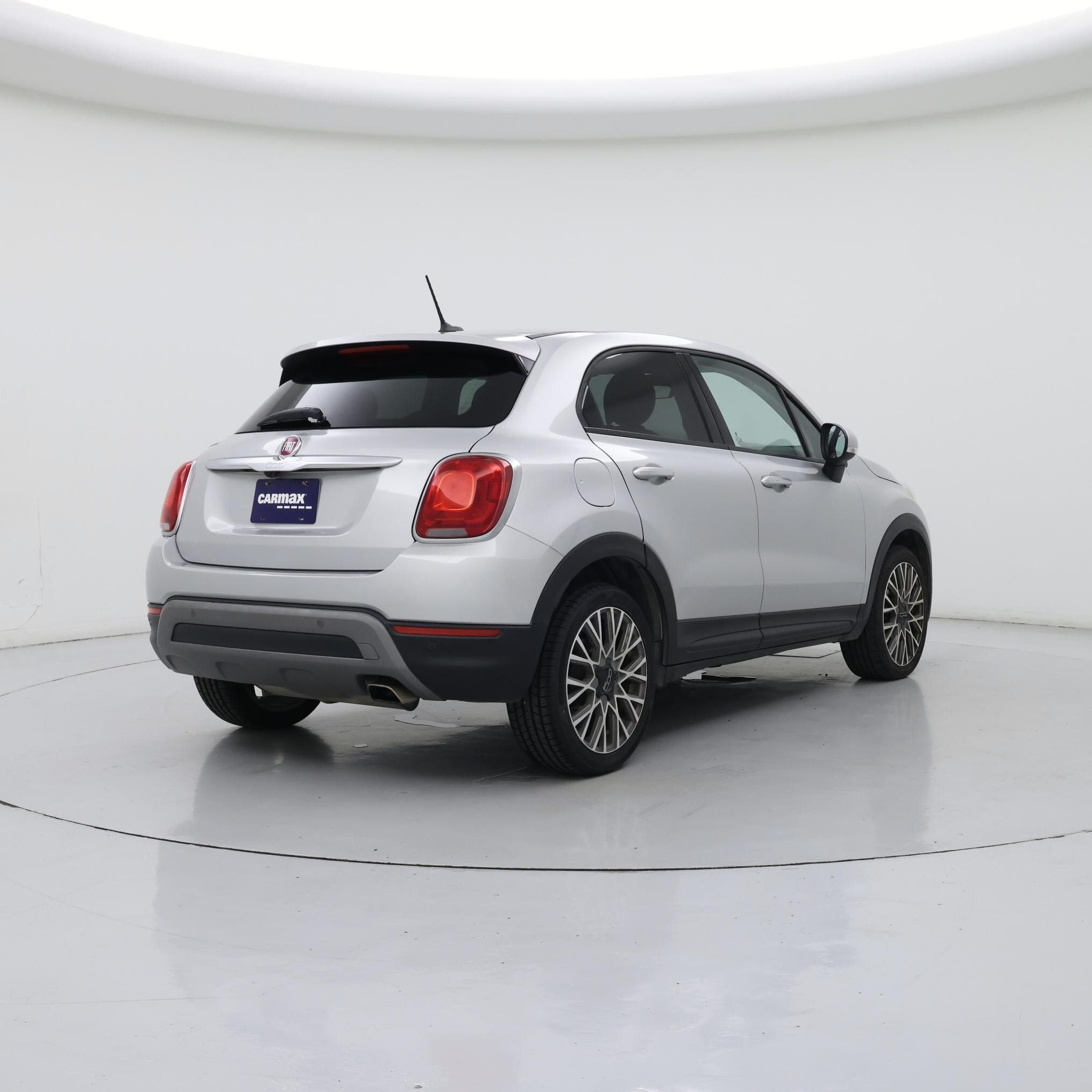 Thumbnail: 2016 Fiat 500X - 8