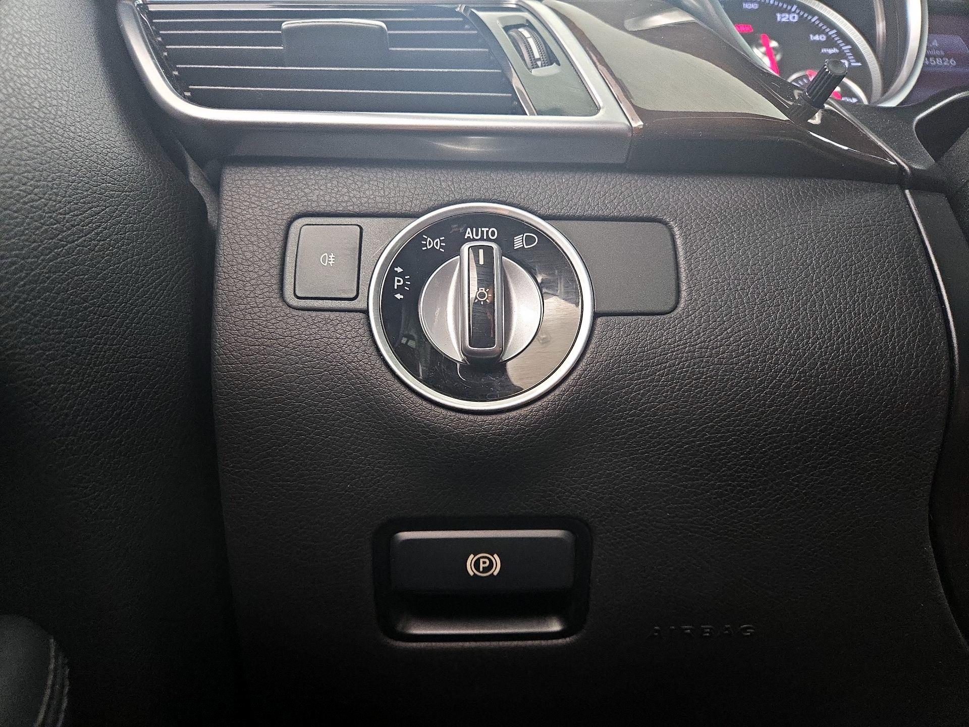 Thumbnail: 2016 Mercedes-Benz GLE - 13
