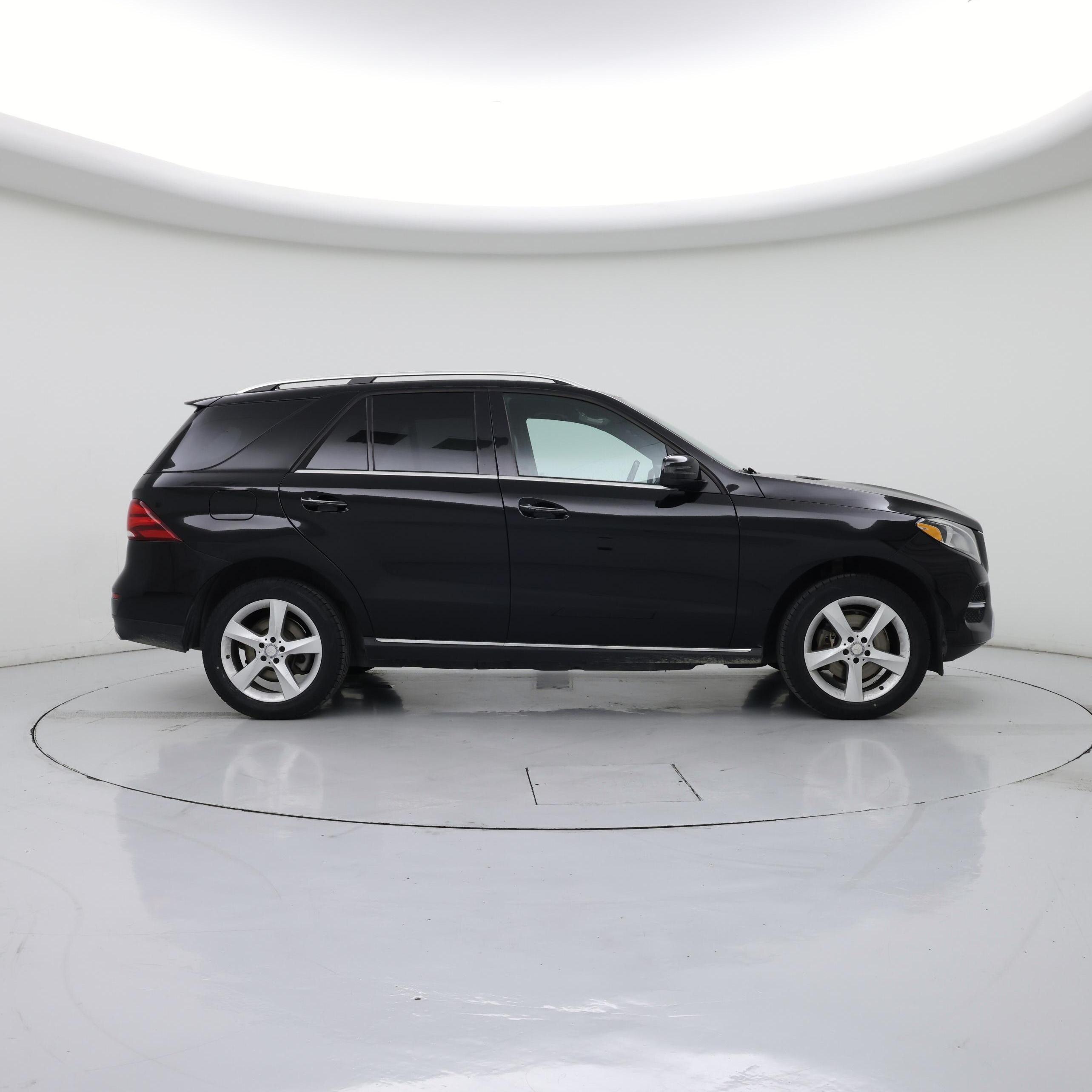 Thumbnail: 2016 Mercedes-Benz GLE - 7