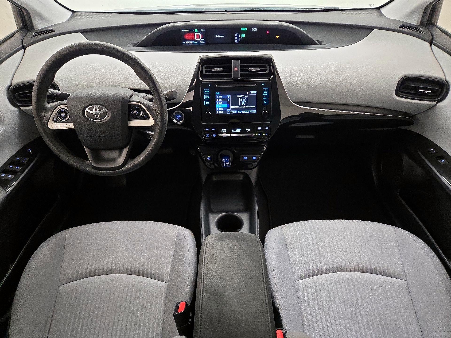 Thumbnail: 2016 Toyota Prius - 9