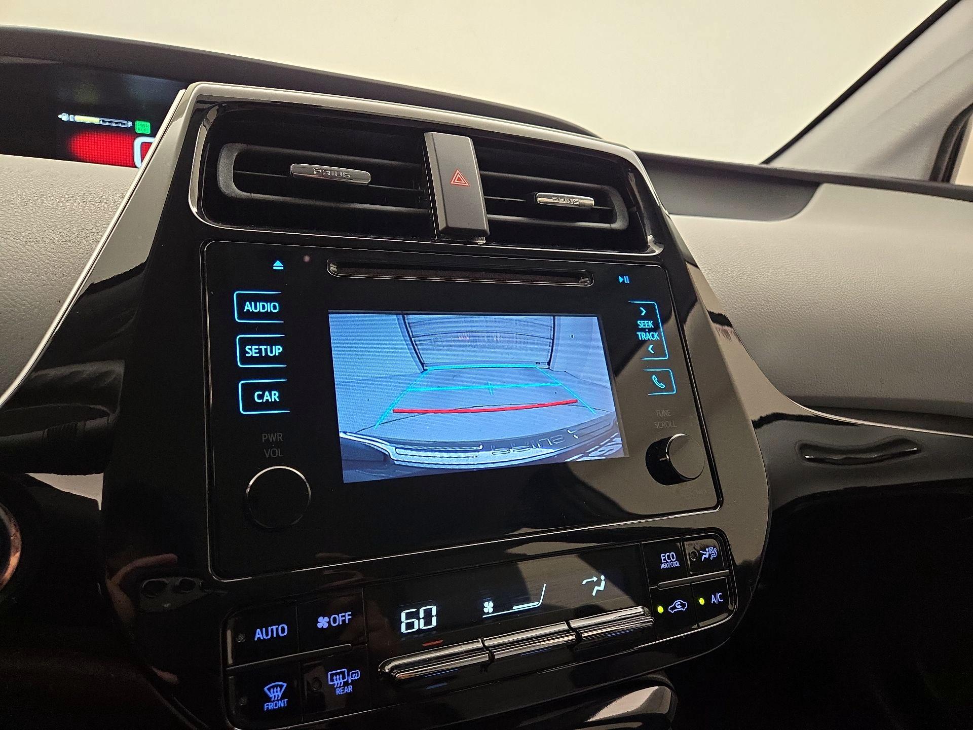 Thumbnail: 2016 Toyota Prius - 14