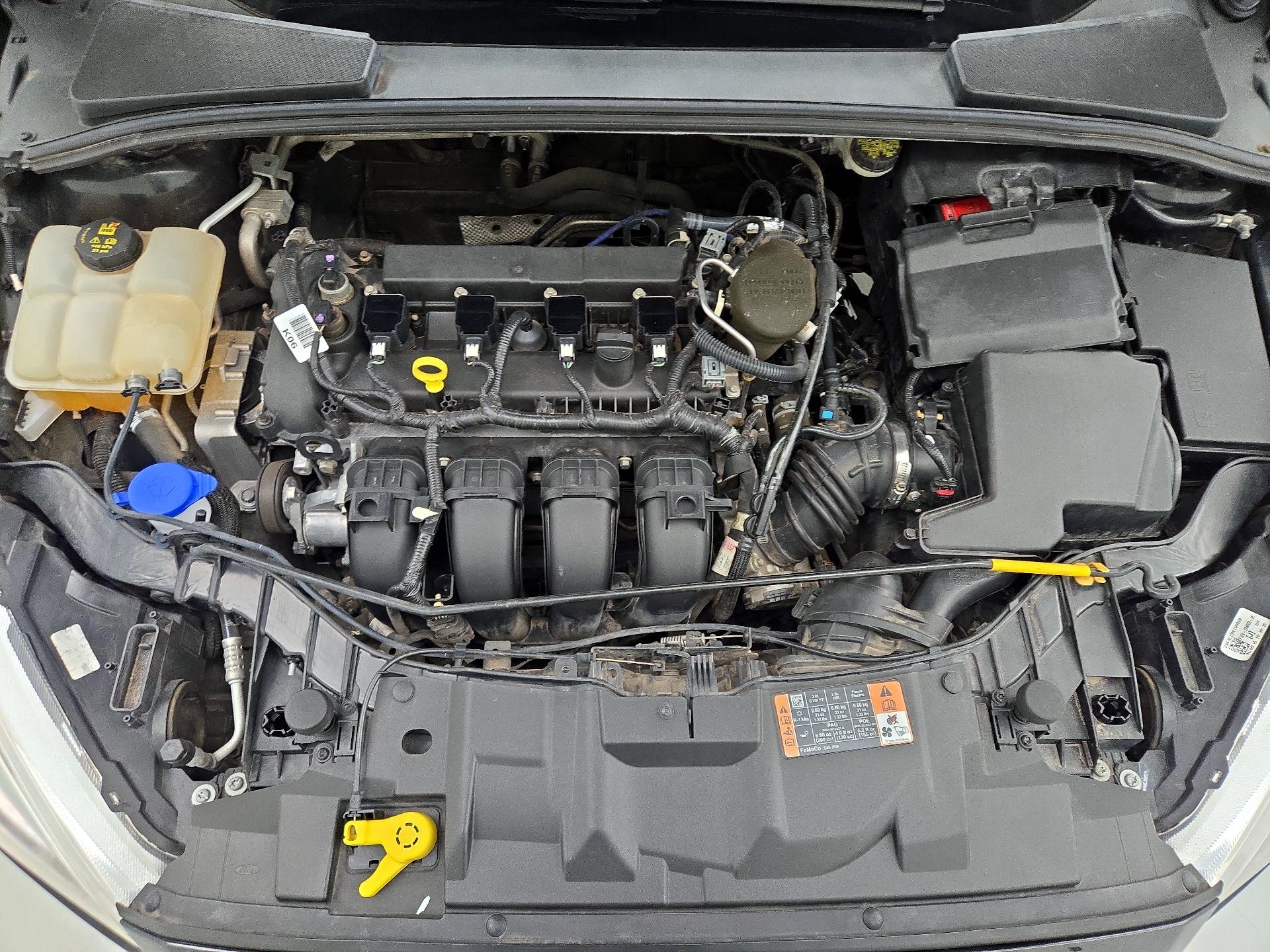 Thumbnail: 2015 Ford Focus - 20