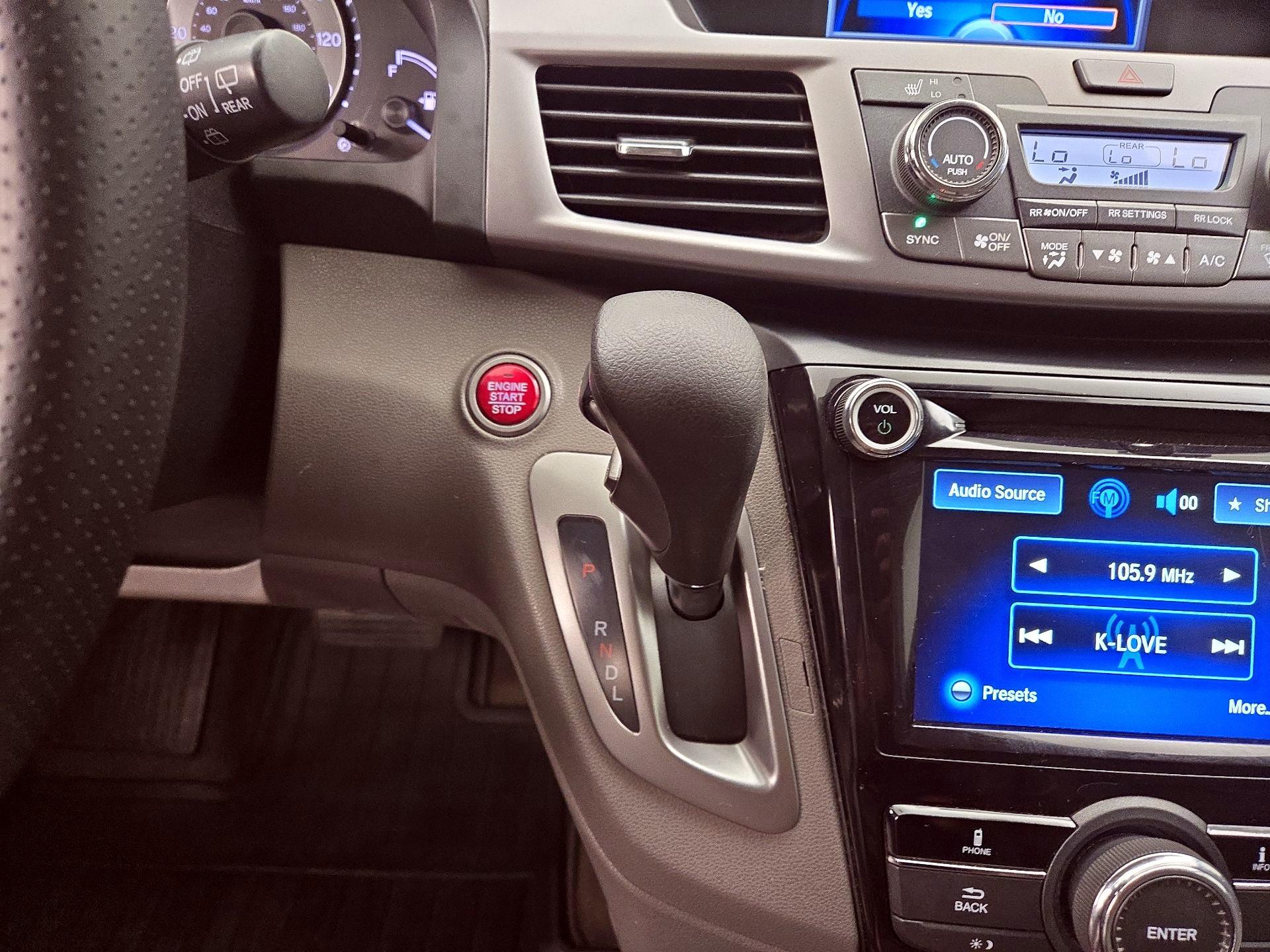 Thumbnail: 2015 Honda Odyssey - 17