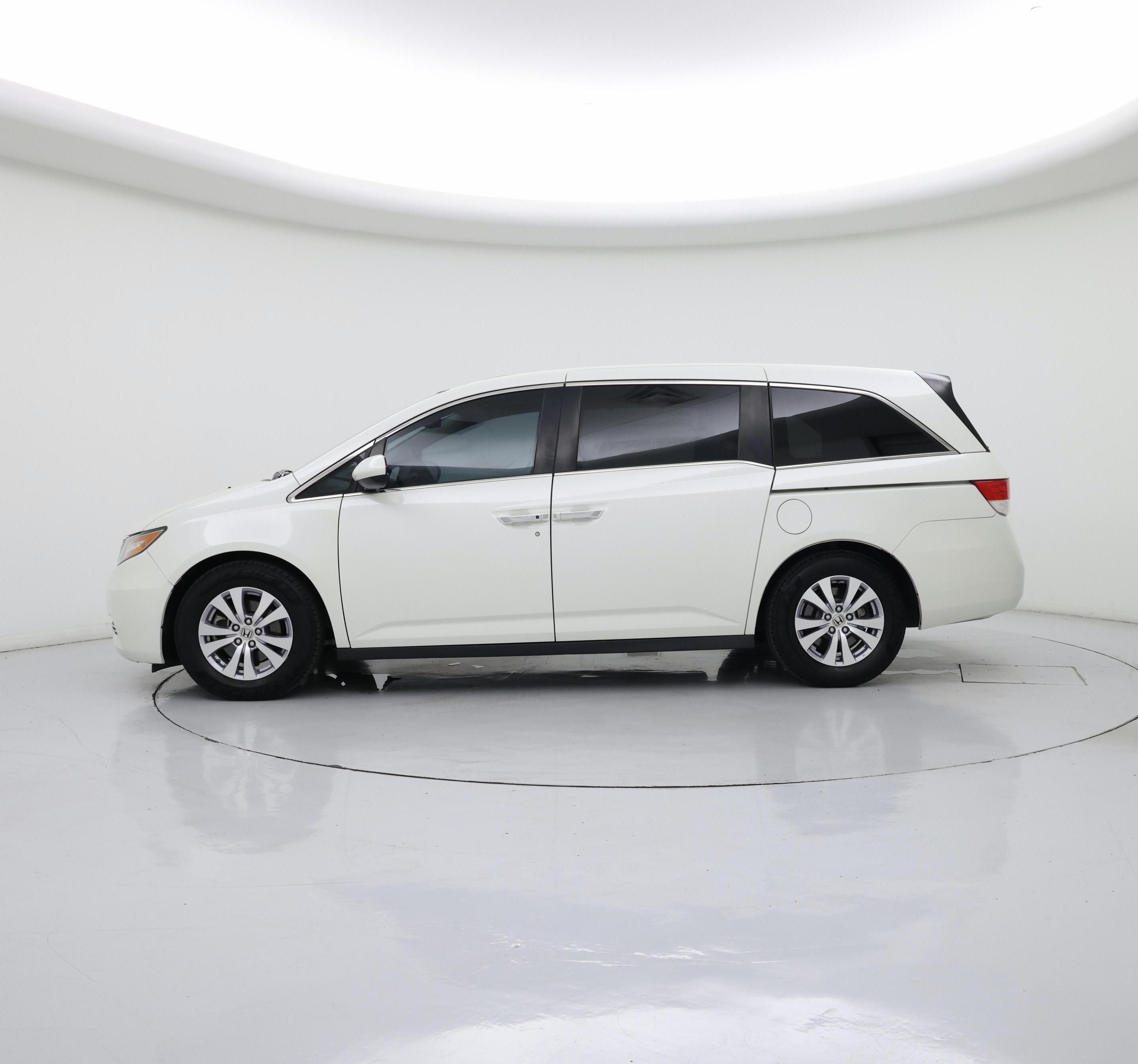 Thumbnail: 2015 Honda Odyssey - 3