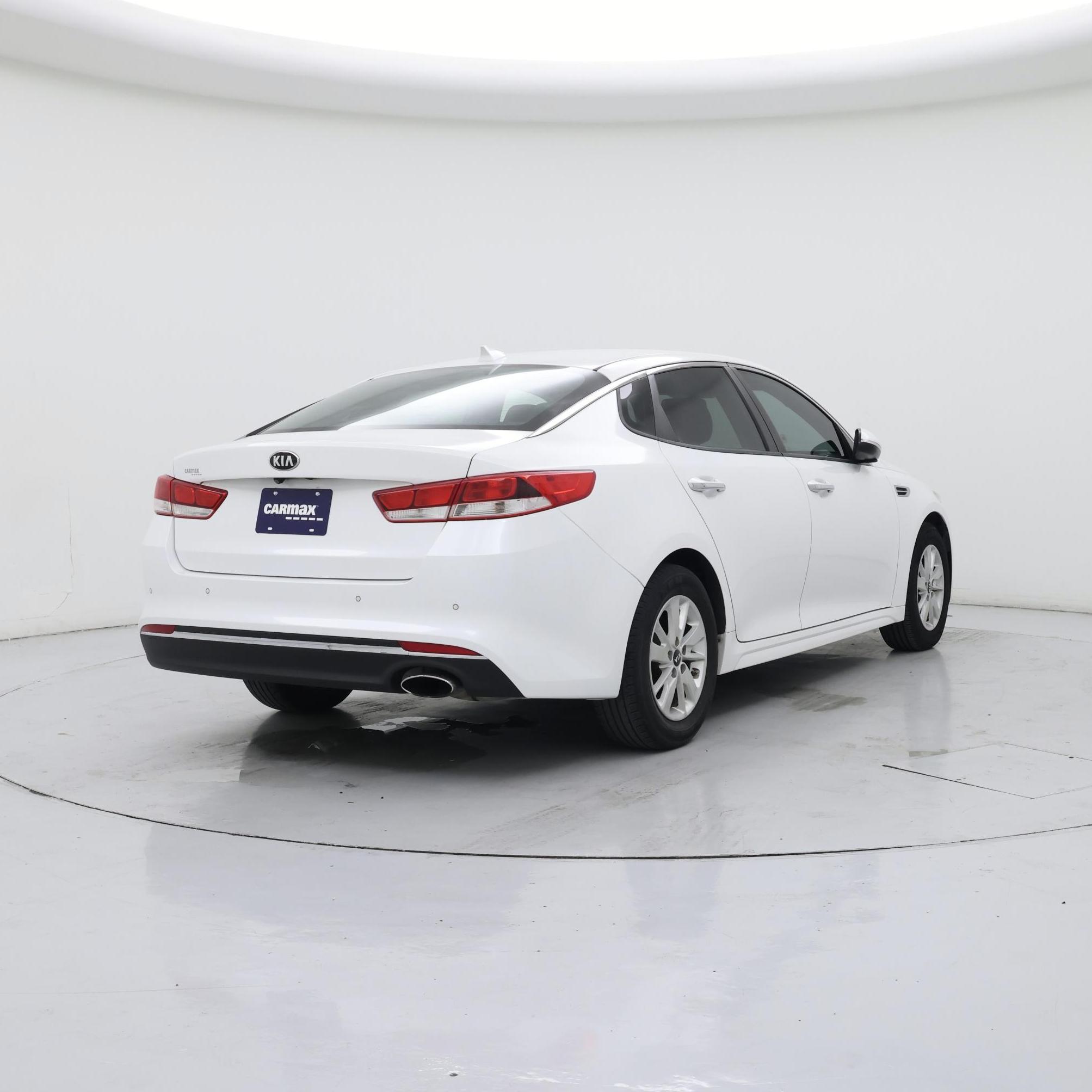 Thumbnail: 2016 Kia Optima - 8