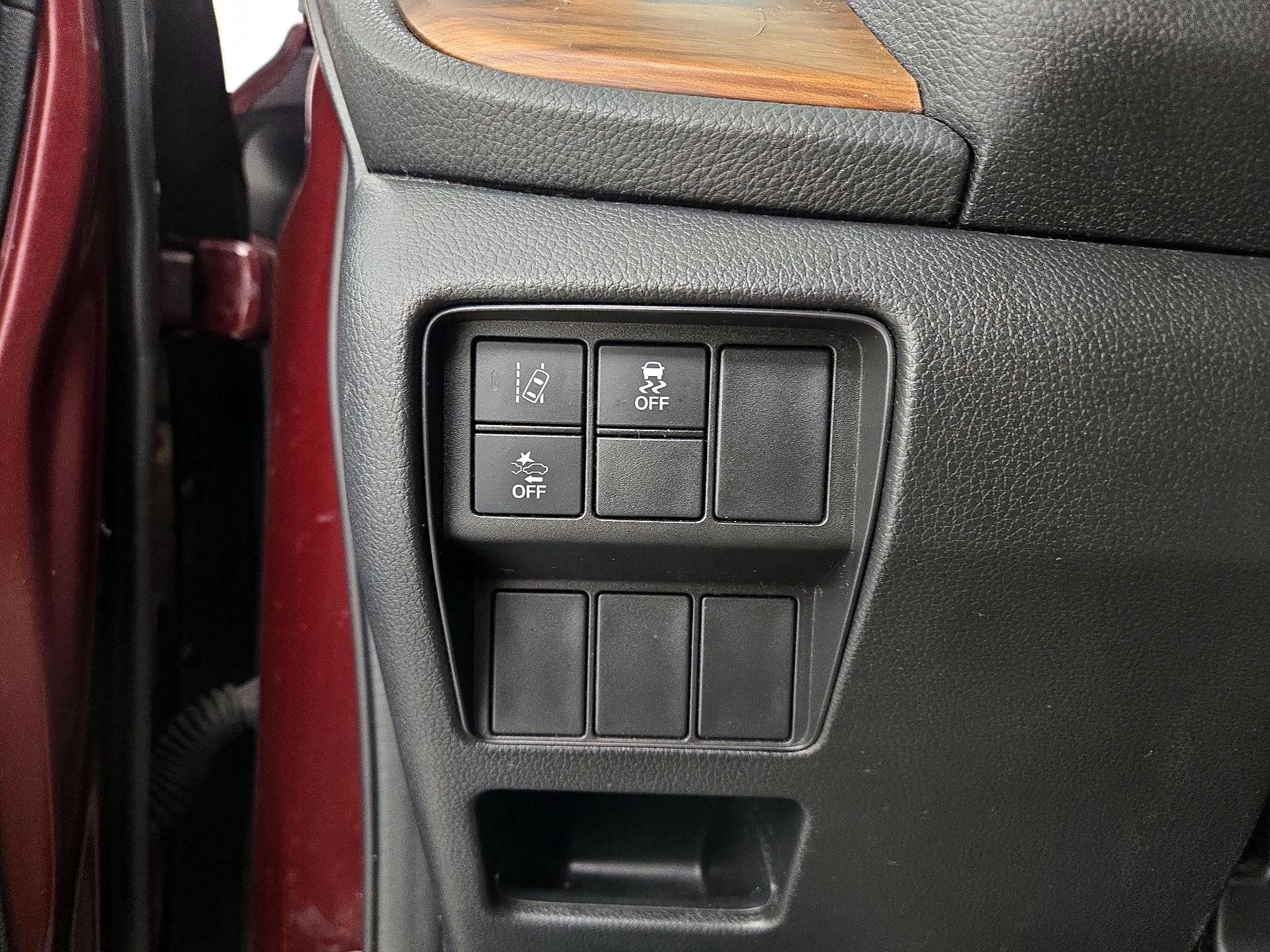 Thumbnail: 2017 Honda CR-V - 13
