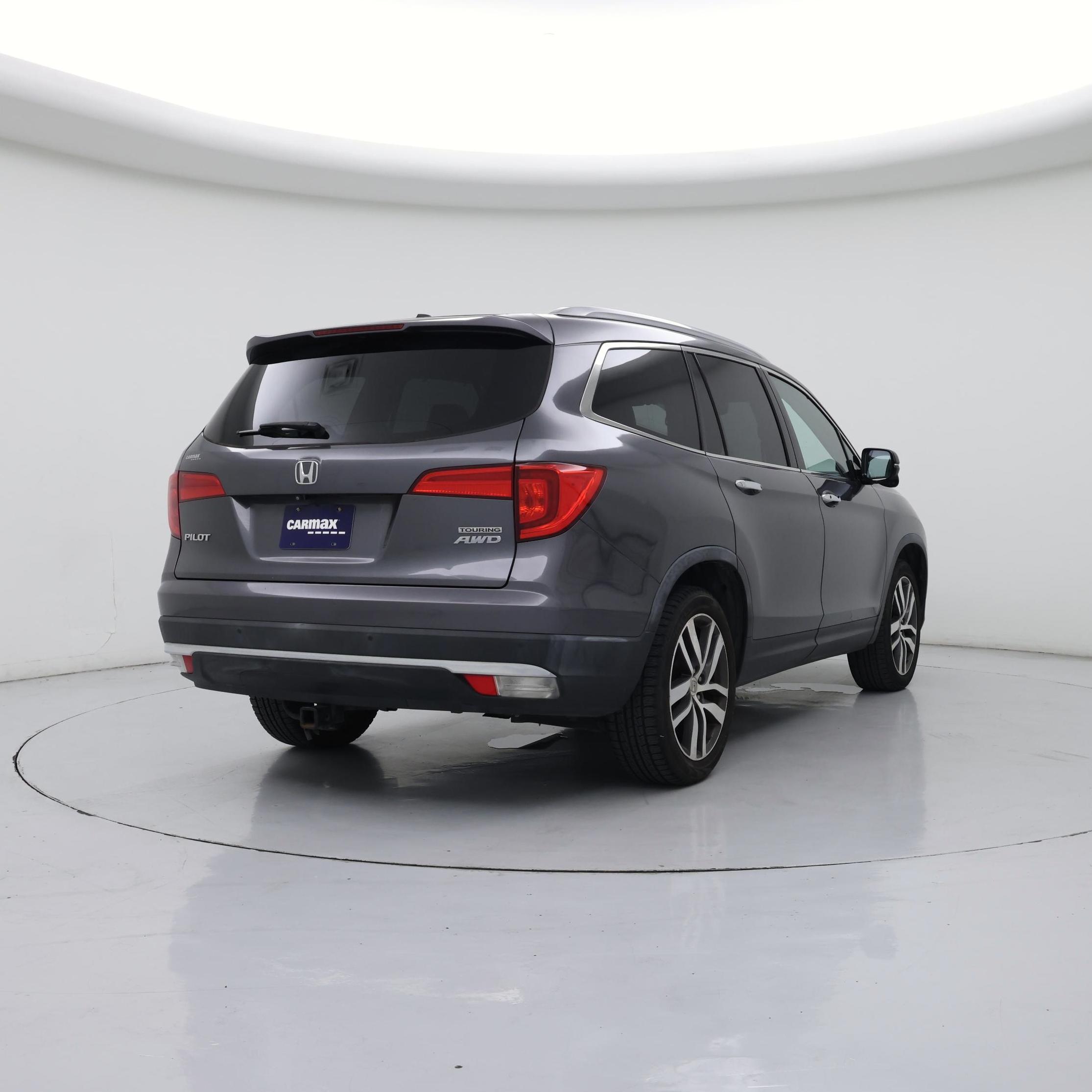 Thumbnail: 2016 Honda Pilot - 8