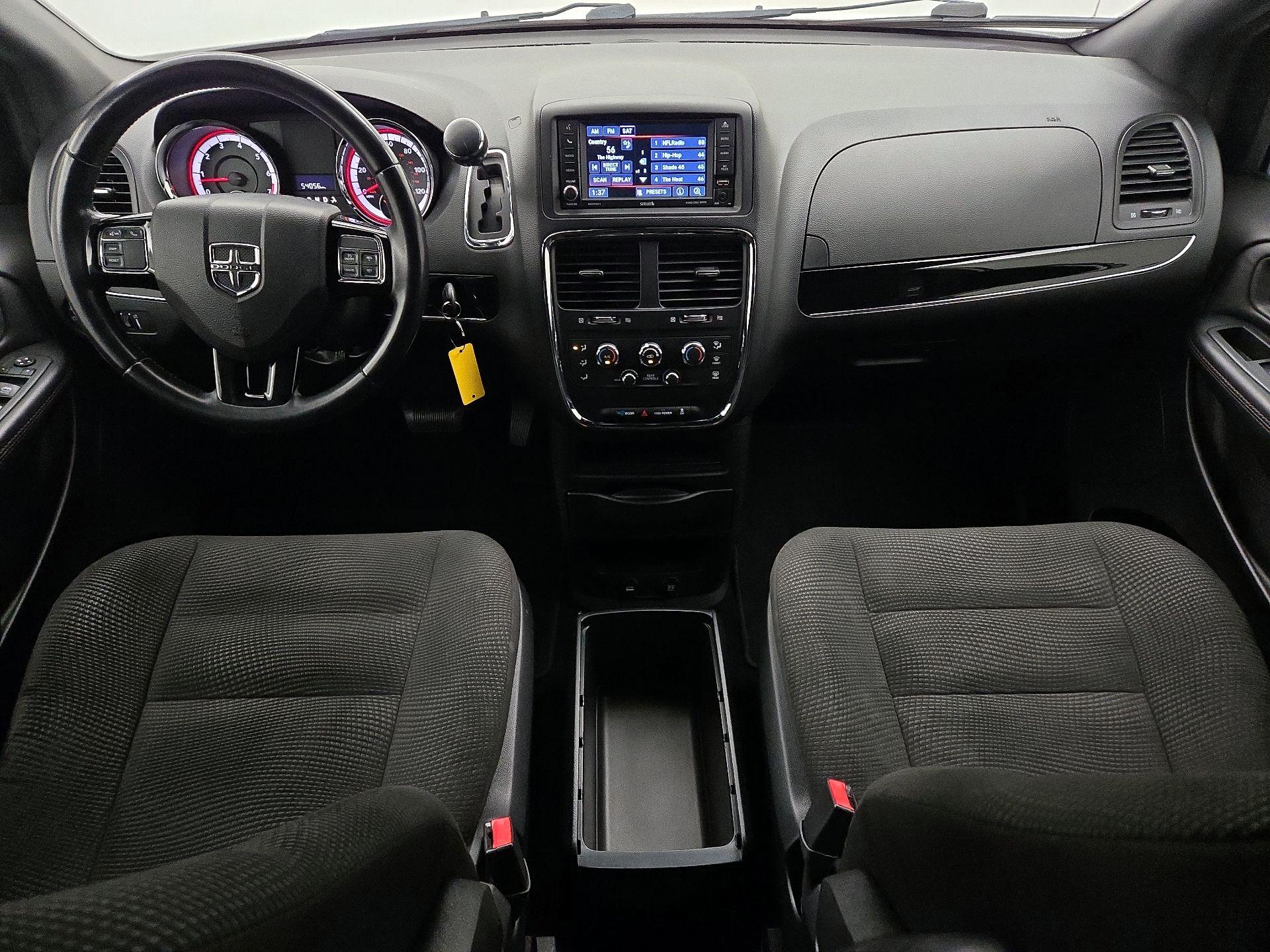 Thumbnail: 2020 Dodge Grand Caravan - 9