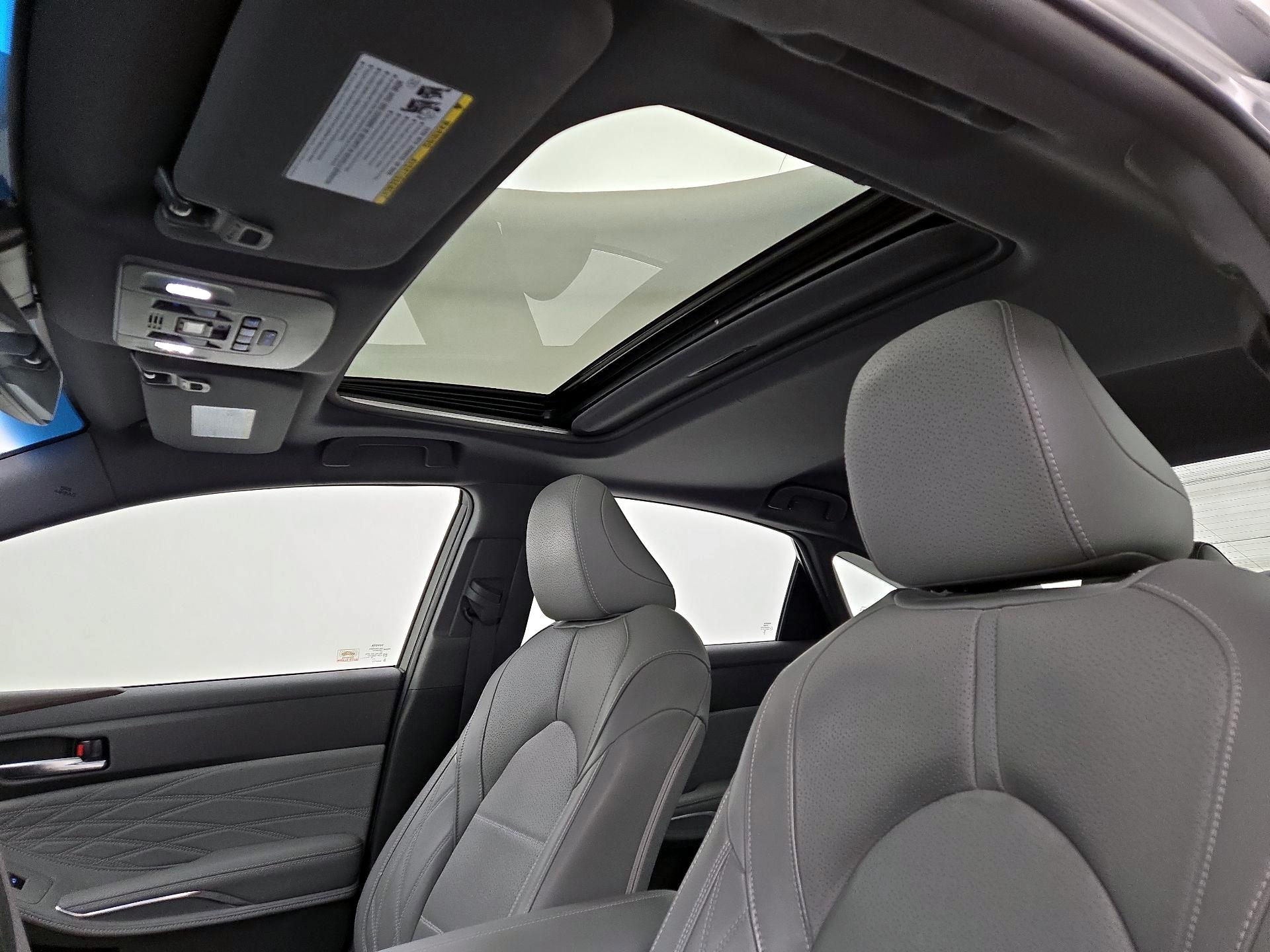 Thumbnail: 2019 Toyota Avalon - 20