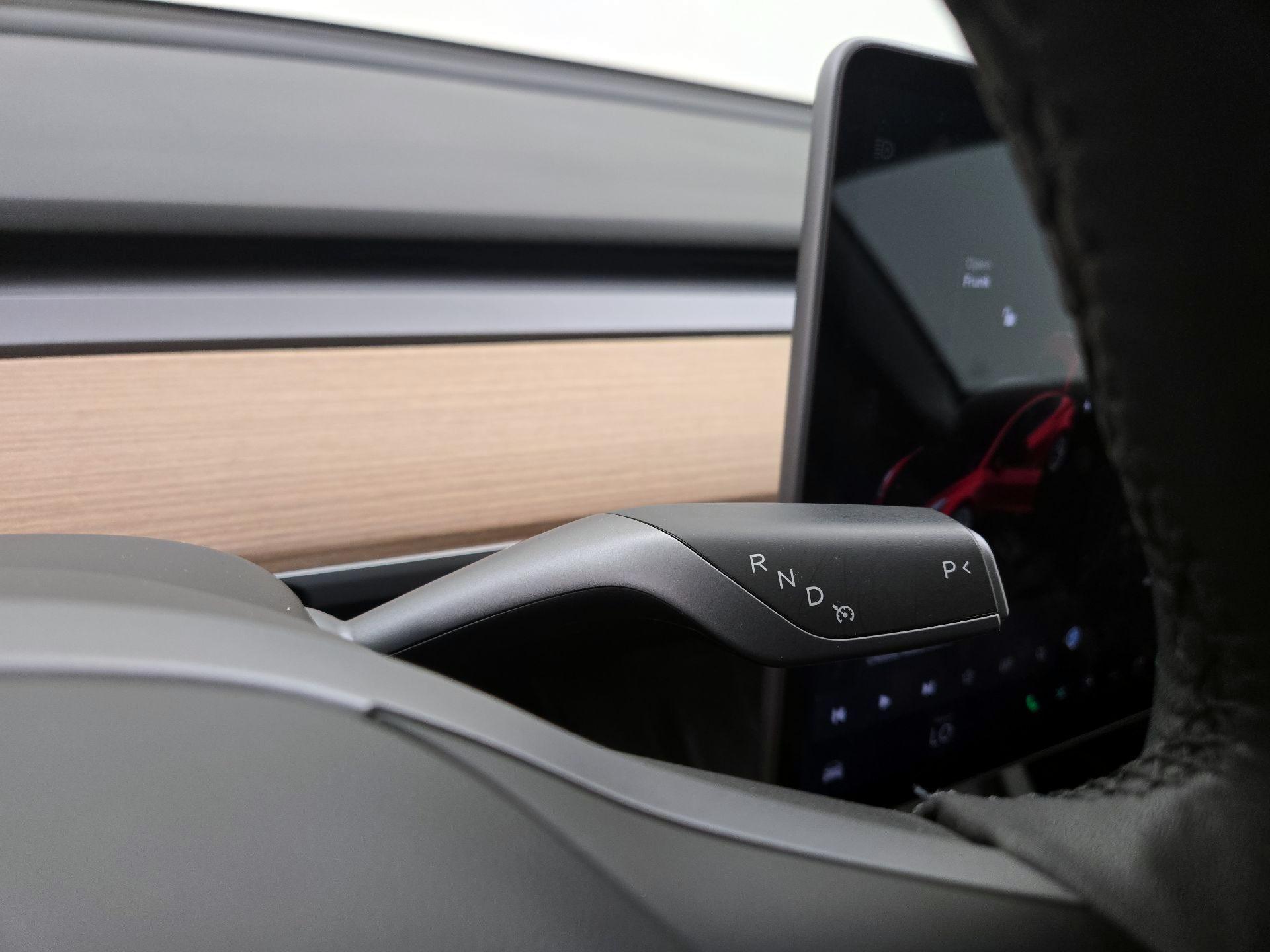 Thumbnail: 2021 Tesla Model 3 - 17