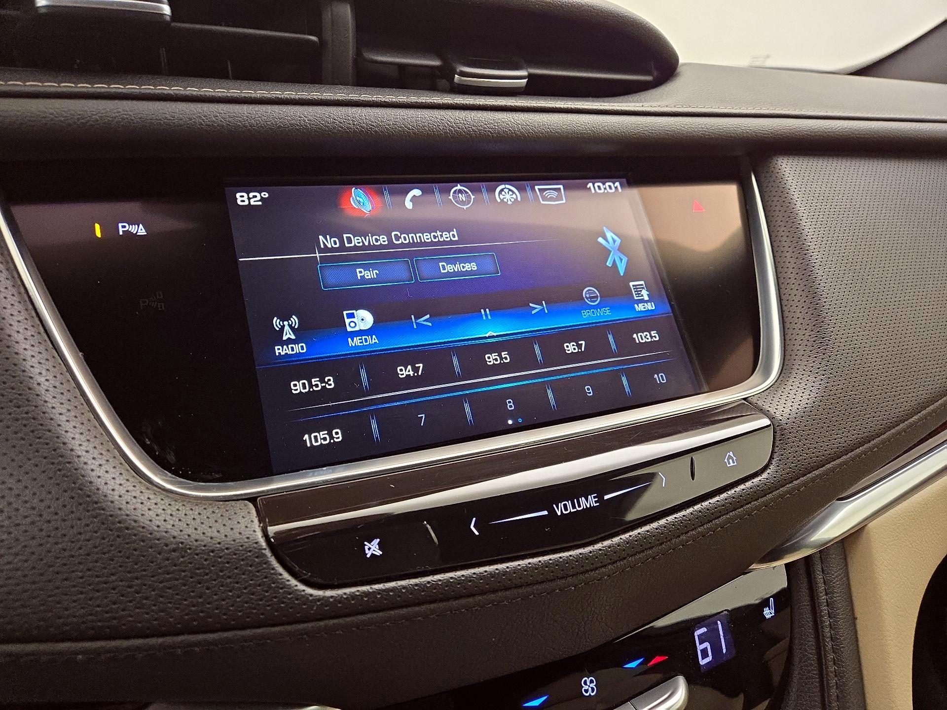 Thumbnail: 2018 Cadillac XT5 - 16