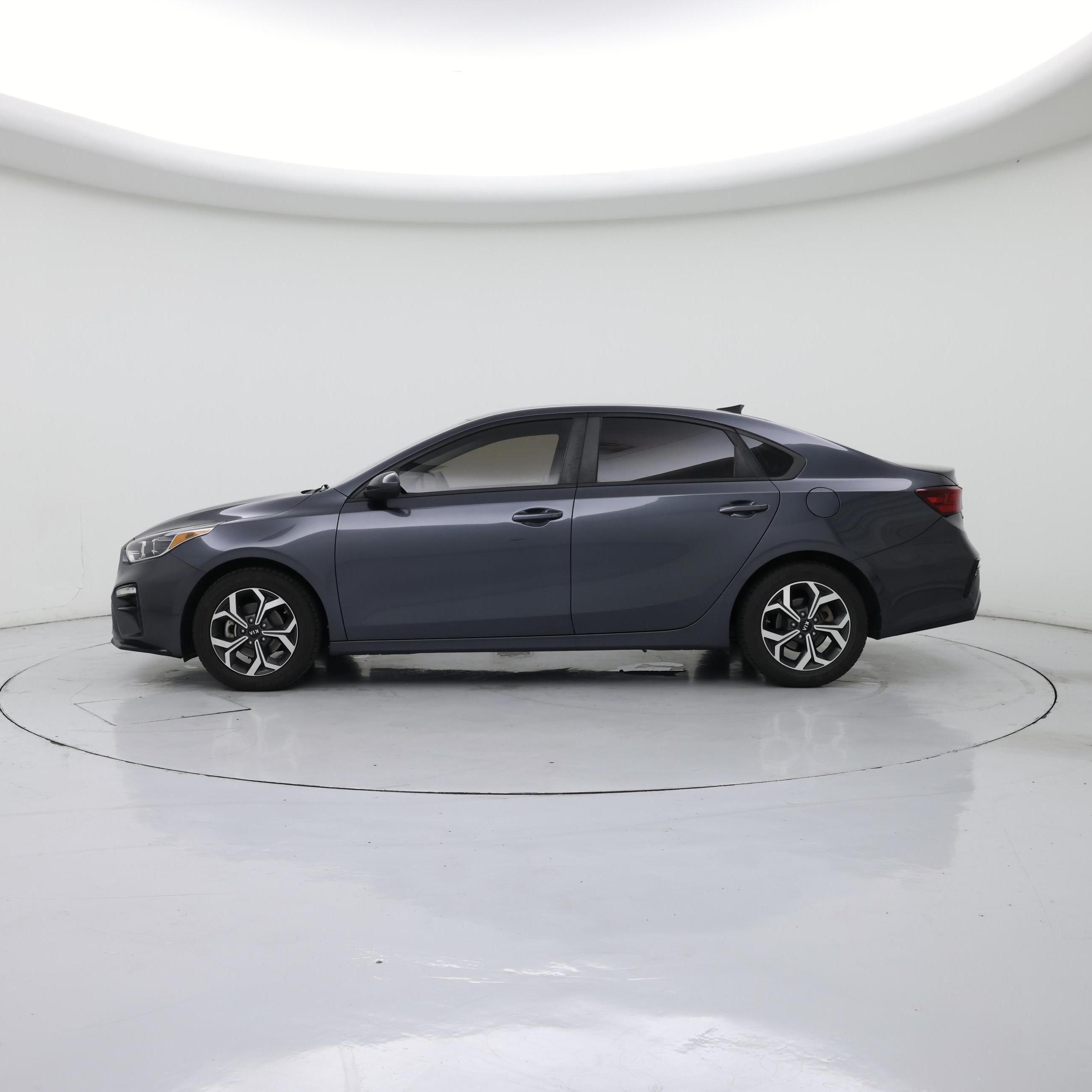 Thumbnail: 2019 Kia Forte - 3