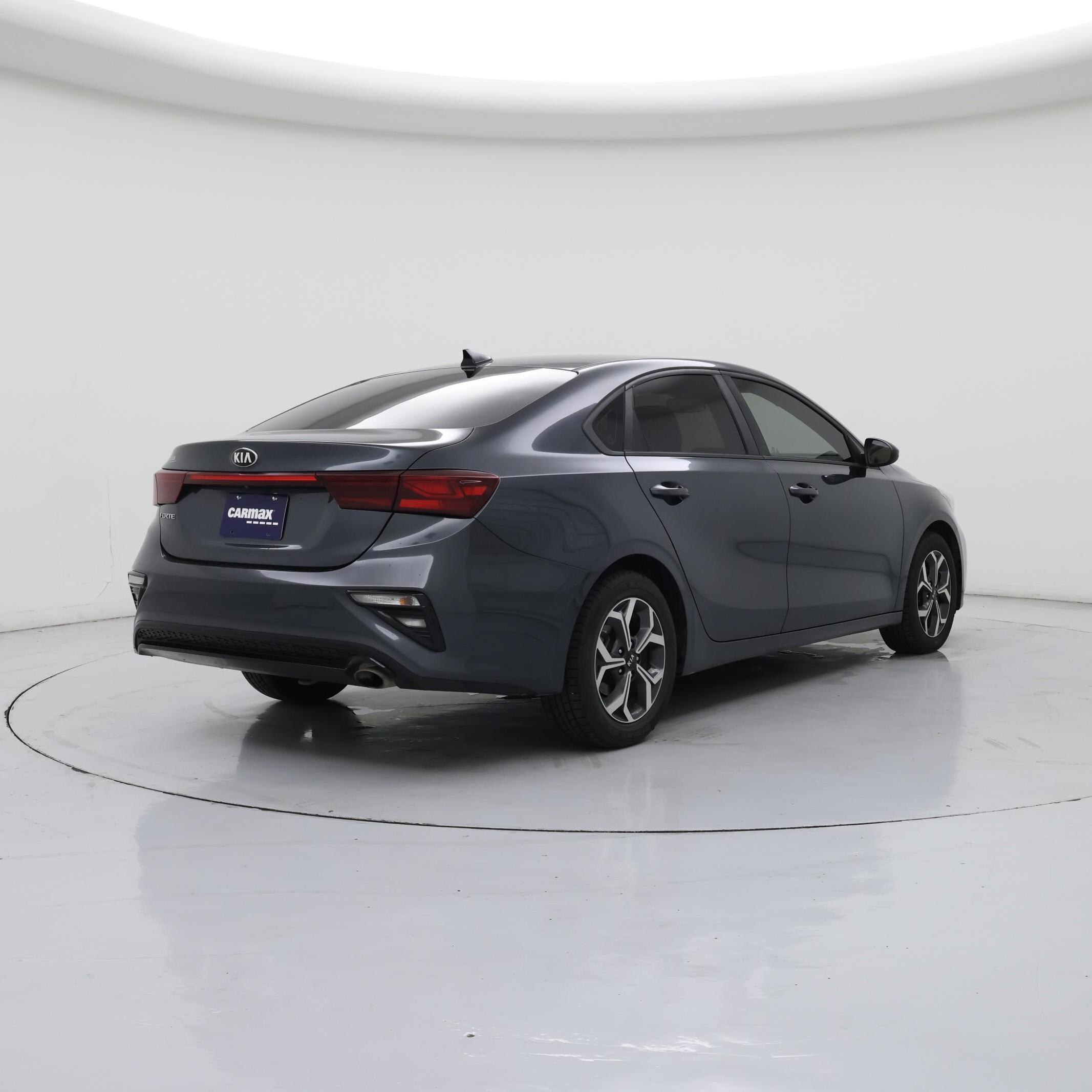 Thumbnail: 2019 Kia Forte - 8