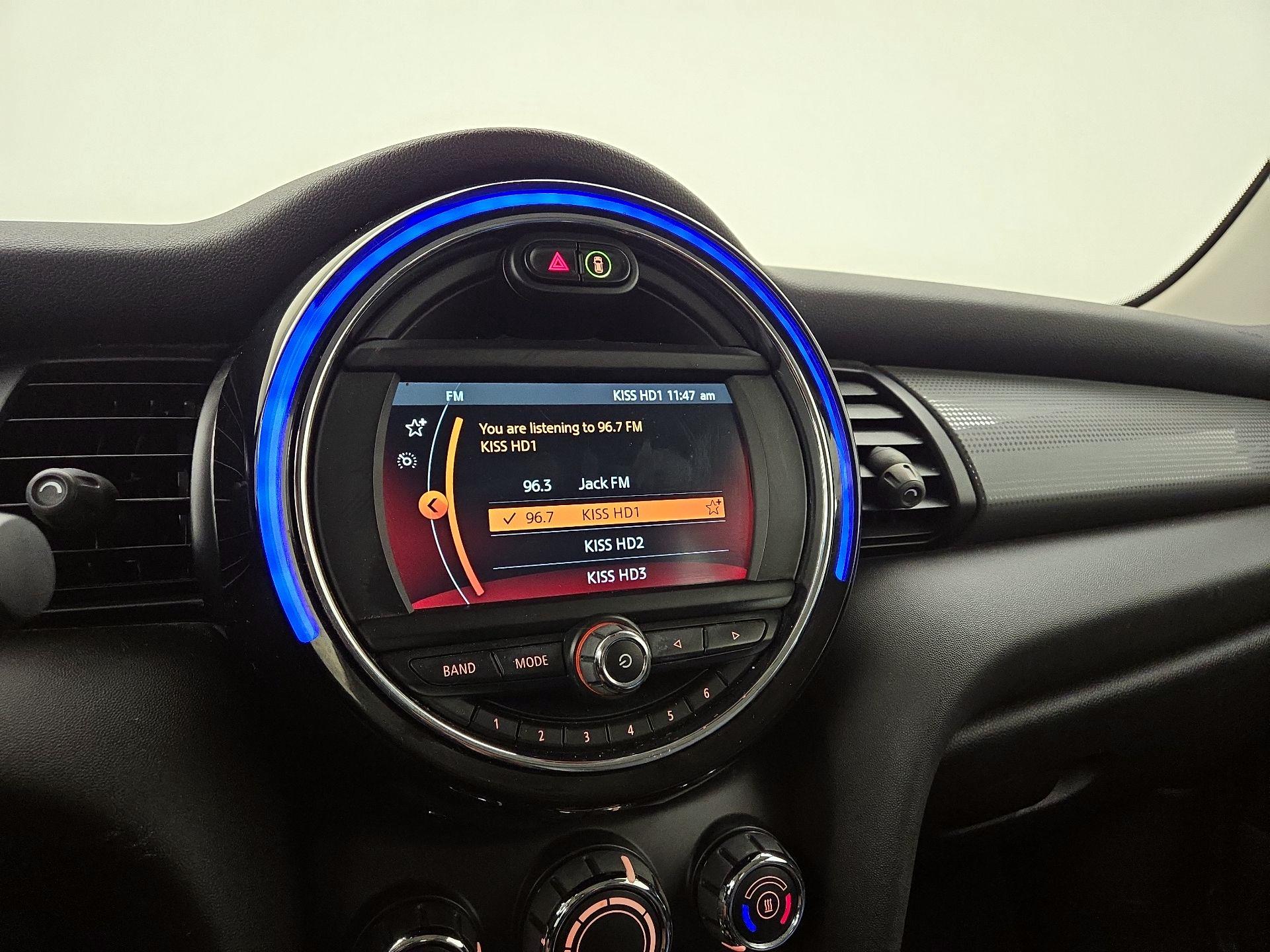 Thumbnail: 2020 MINI Cooper Hardtop - 15