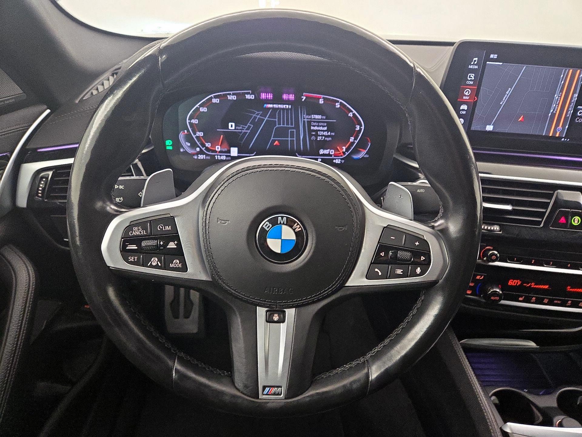 Thumbnail: 2022 BMW 5 Series - 10