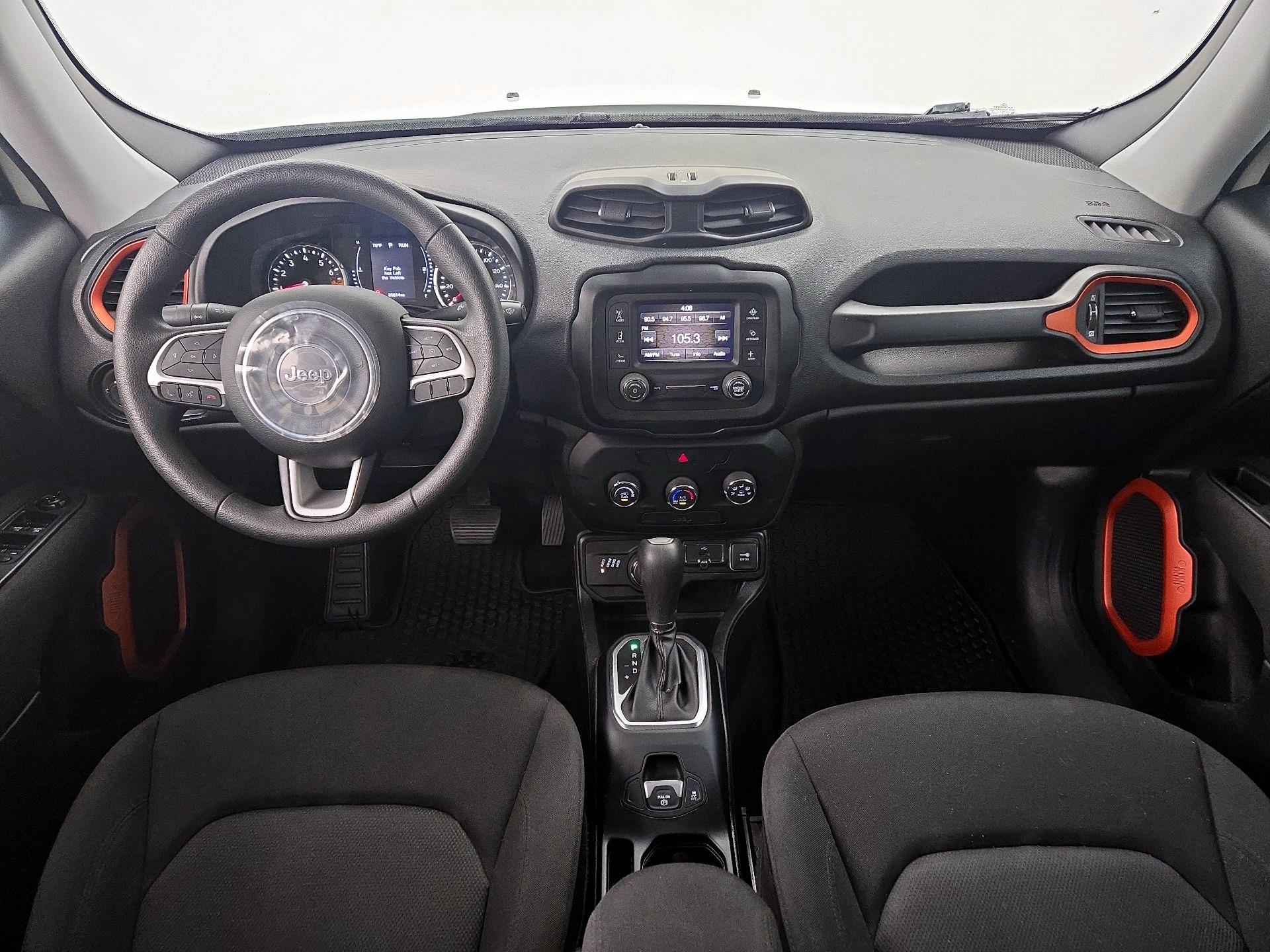Thumbnail: 2018 Jeep Renegade - 9