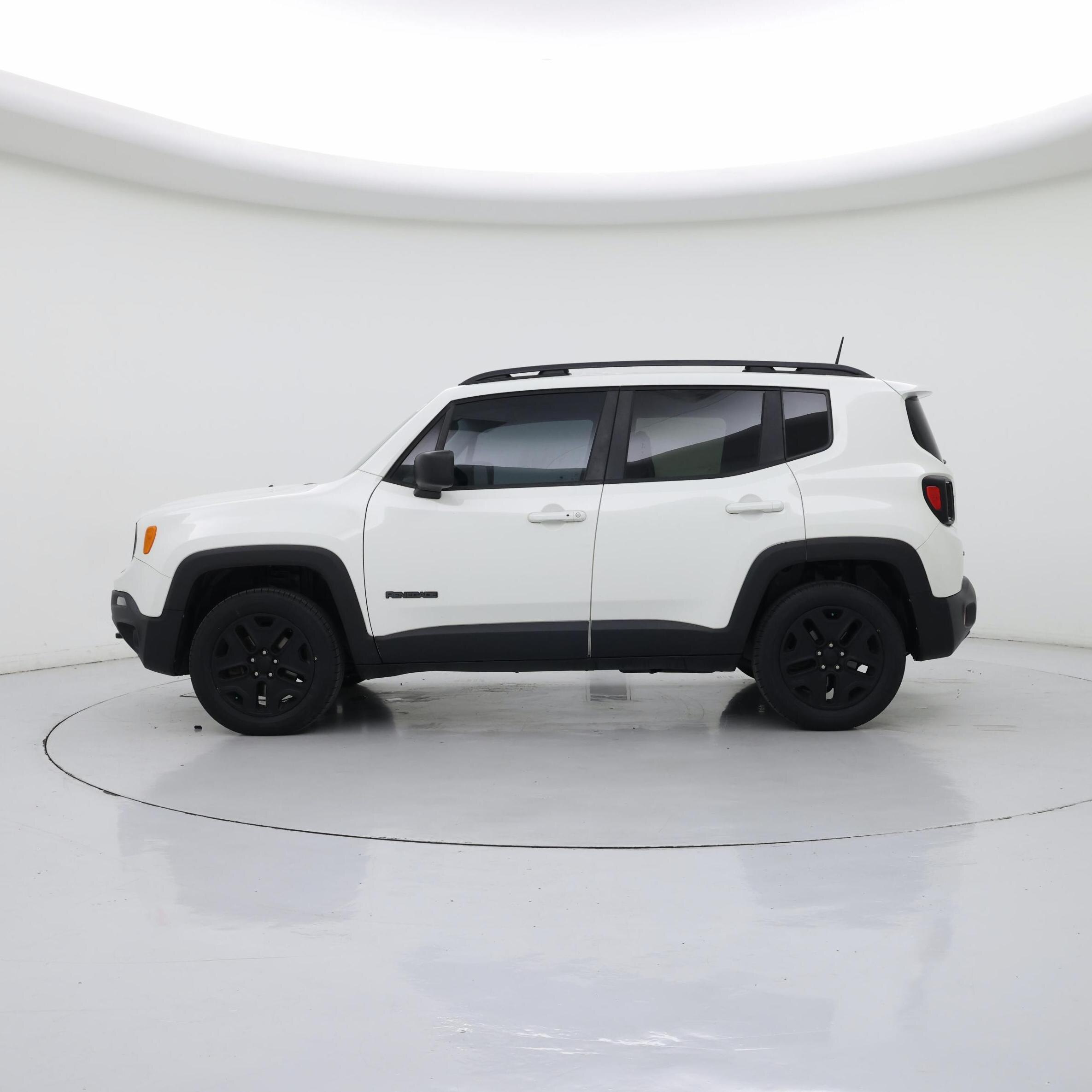 Thumbnail: 2018 Jeep Renegade - 3
