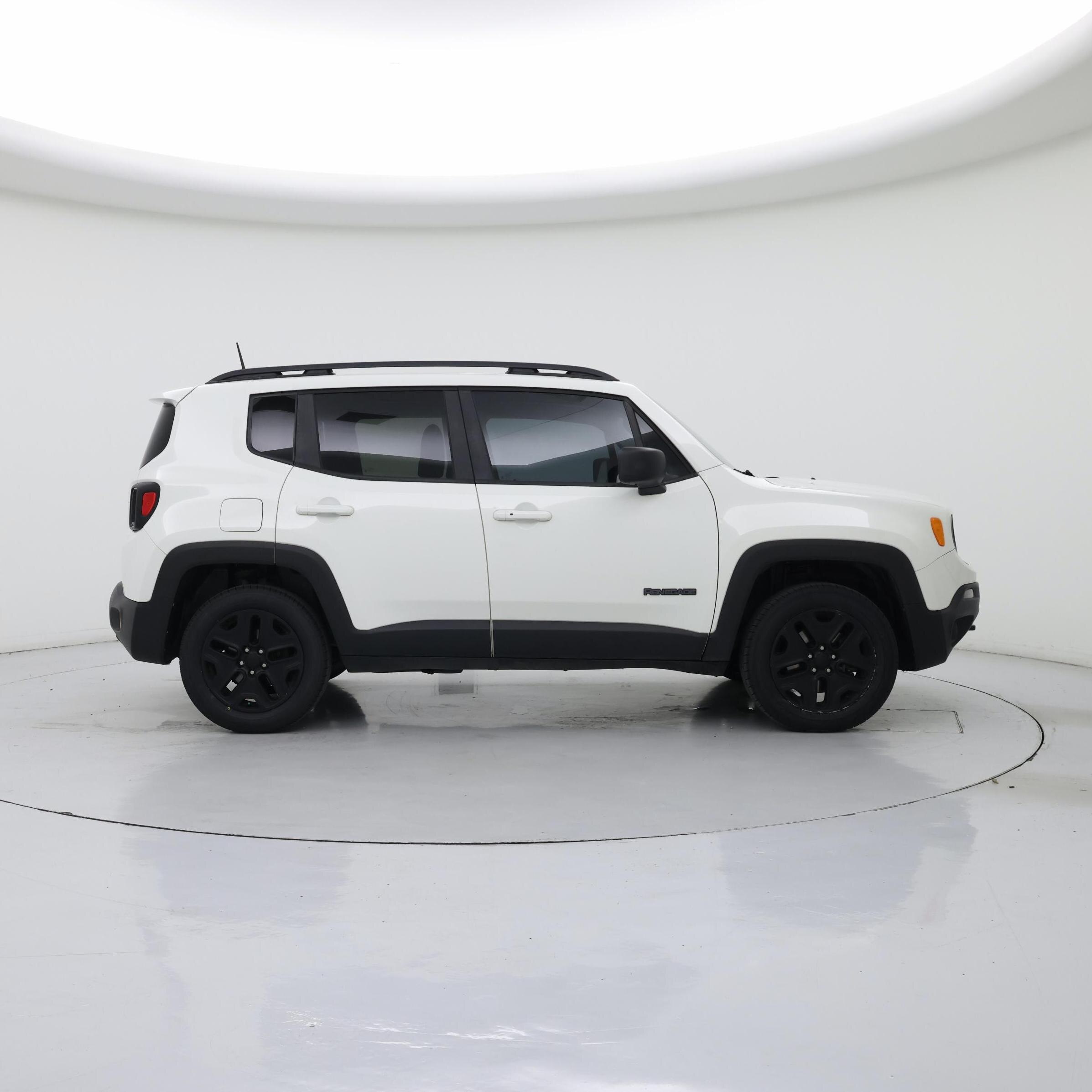 Thumbnail: 2018 Jeep Renegade - 7