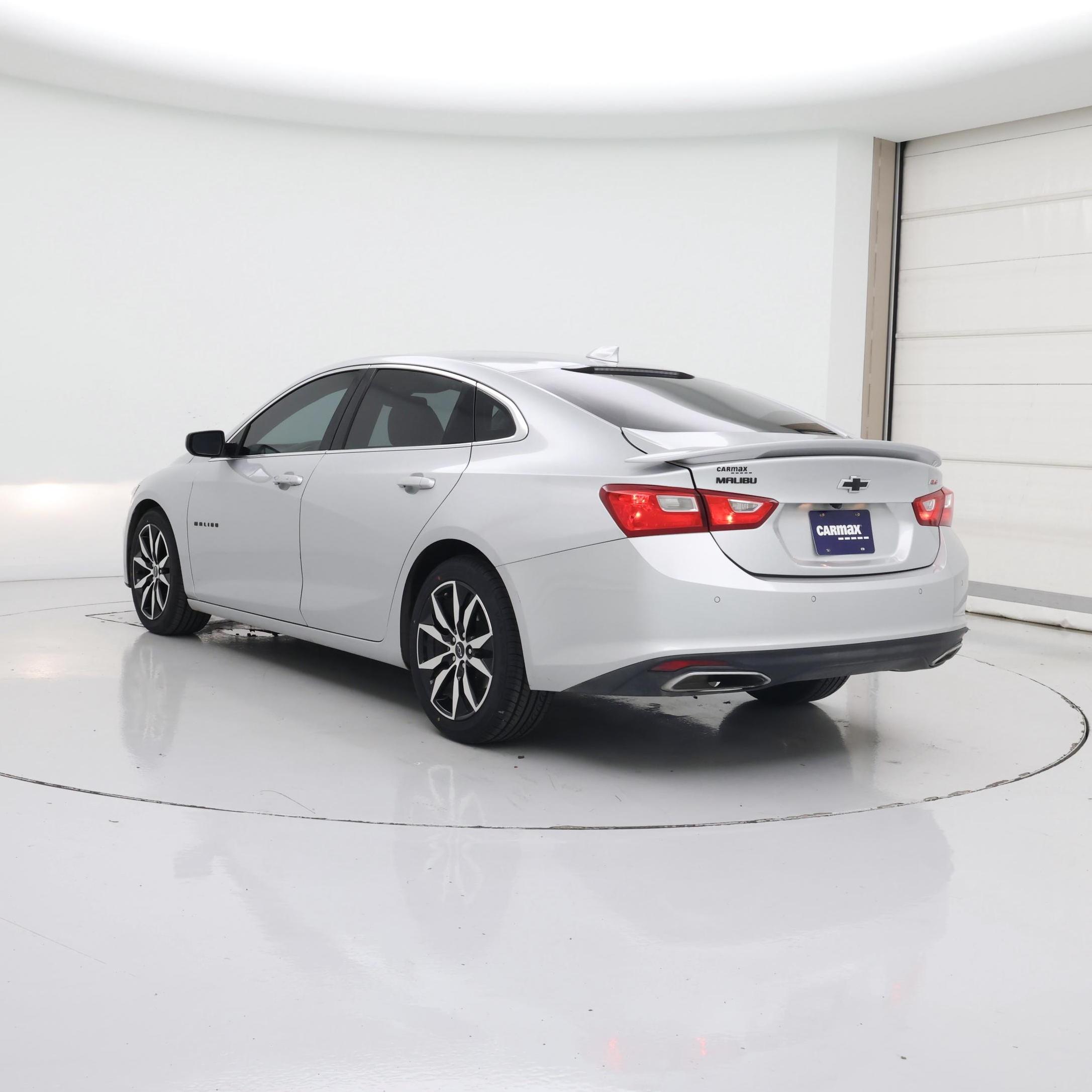 Thumbnail: 2022 Chevrolet Malibu - 2