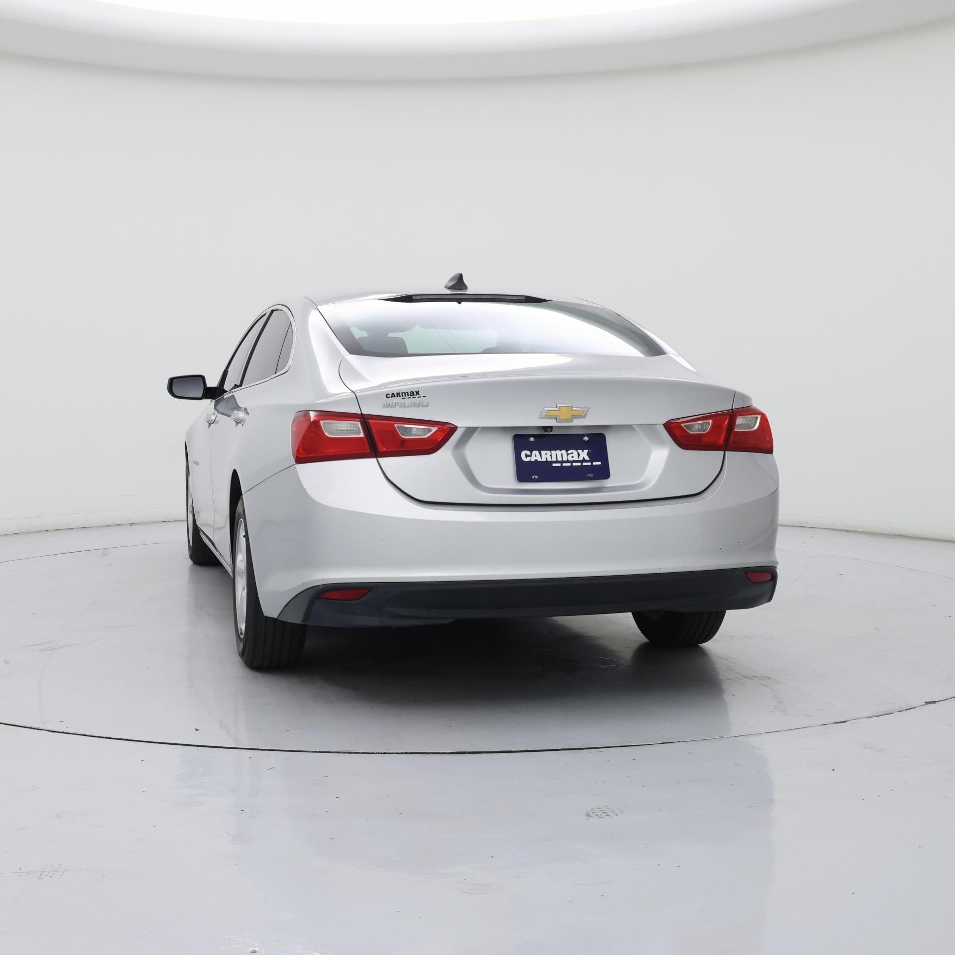 Thumbnail: 2018 Chevrolet Malibu - 6