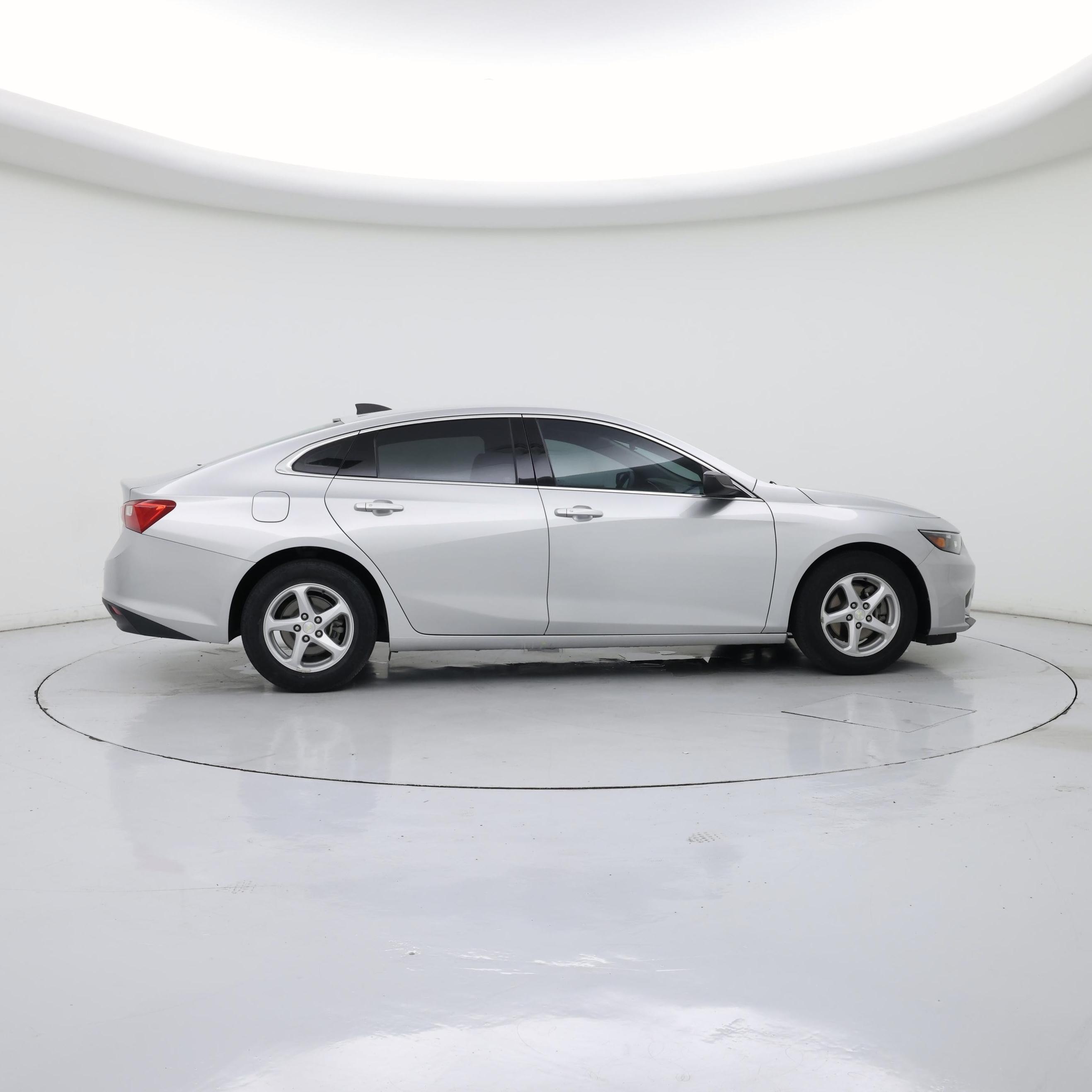 Thumbnail: 2018 Chevrolet Malibu - 7