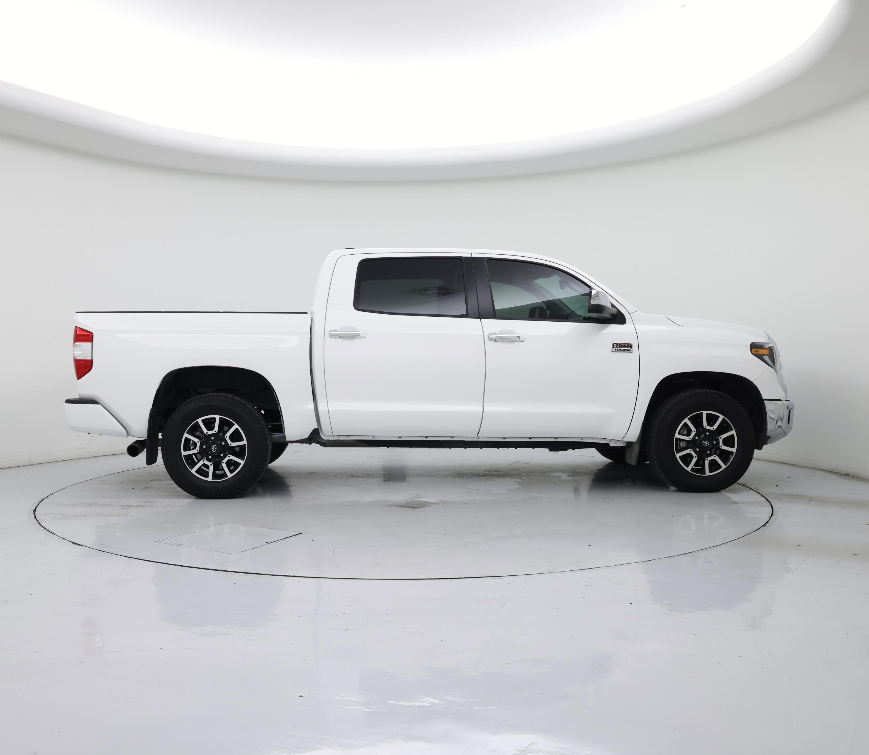 Thumbnail: 2020 Toyota Tundra - 7