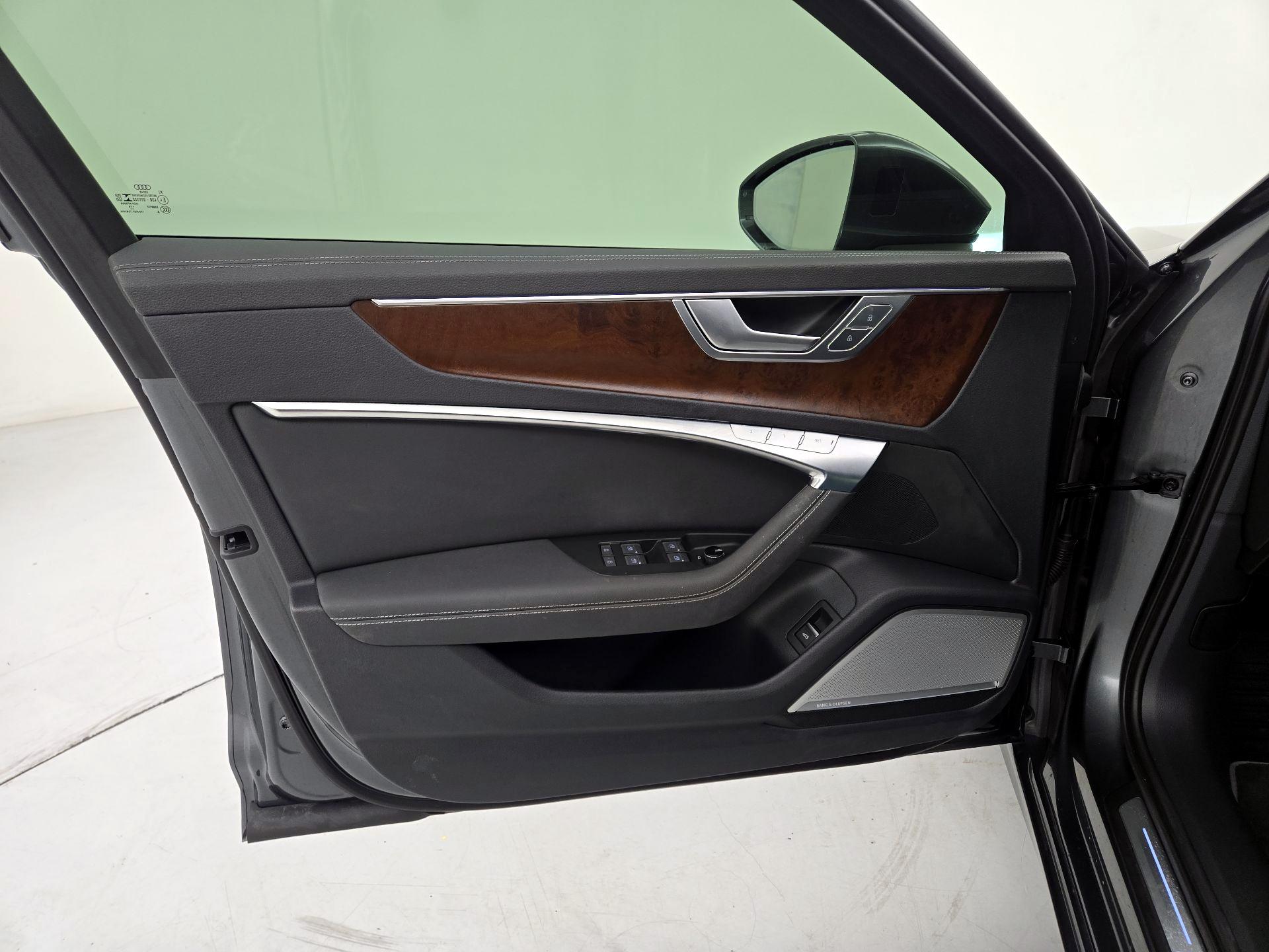 Thumbnail: 2019 Audi A6 - 12