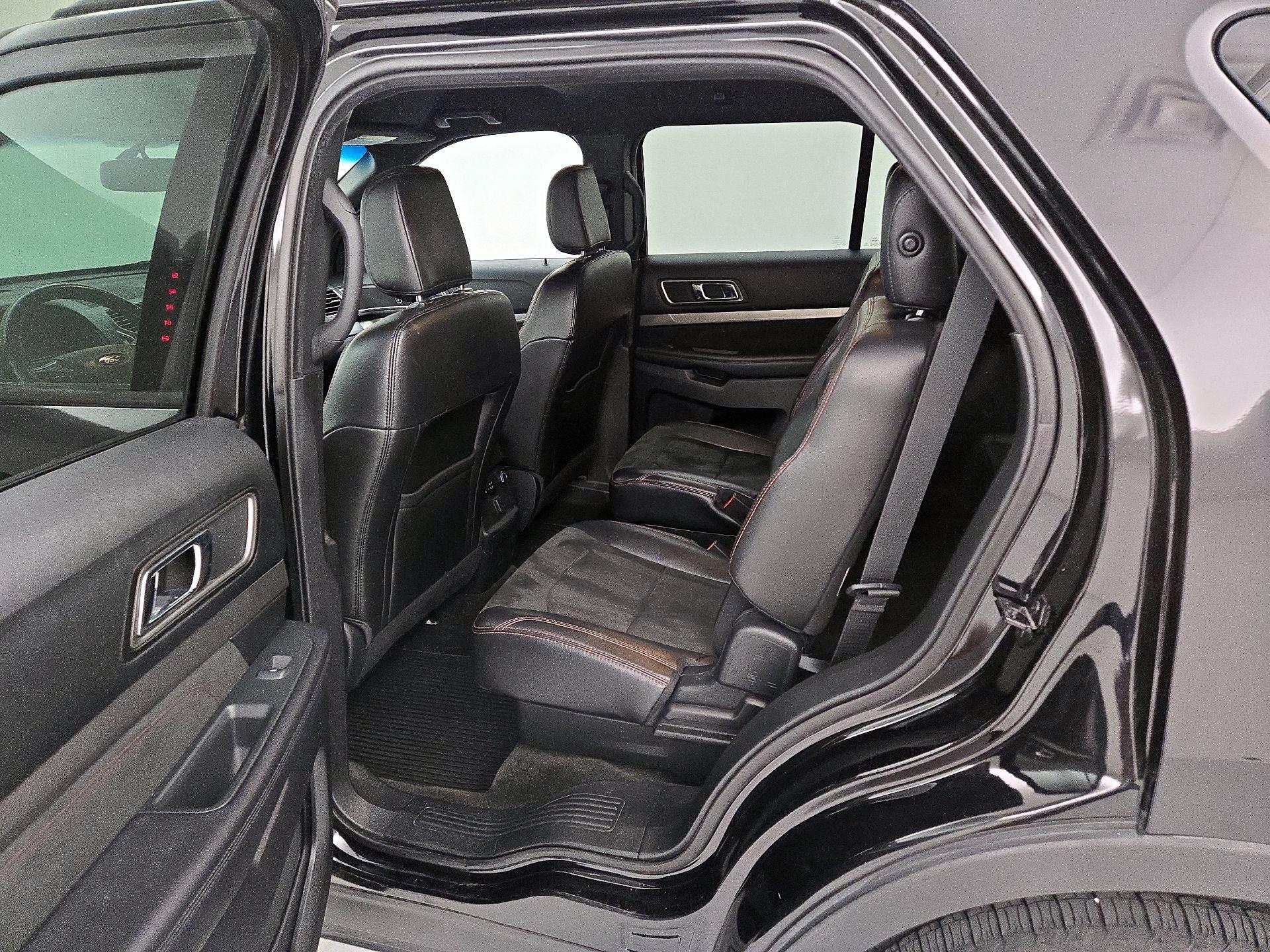 Thumbnail: 2018 Ford Explorer - 20