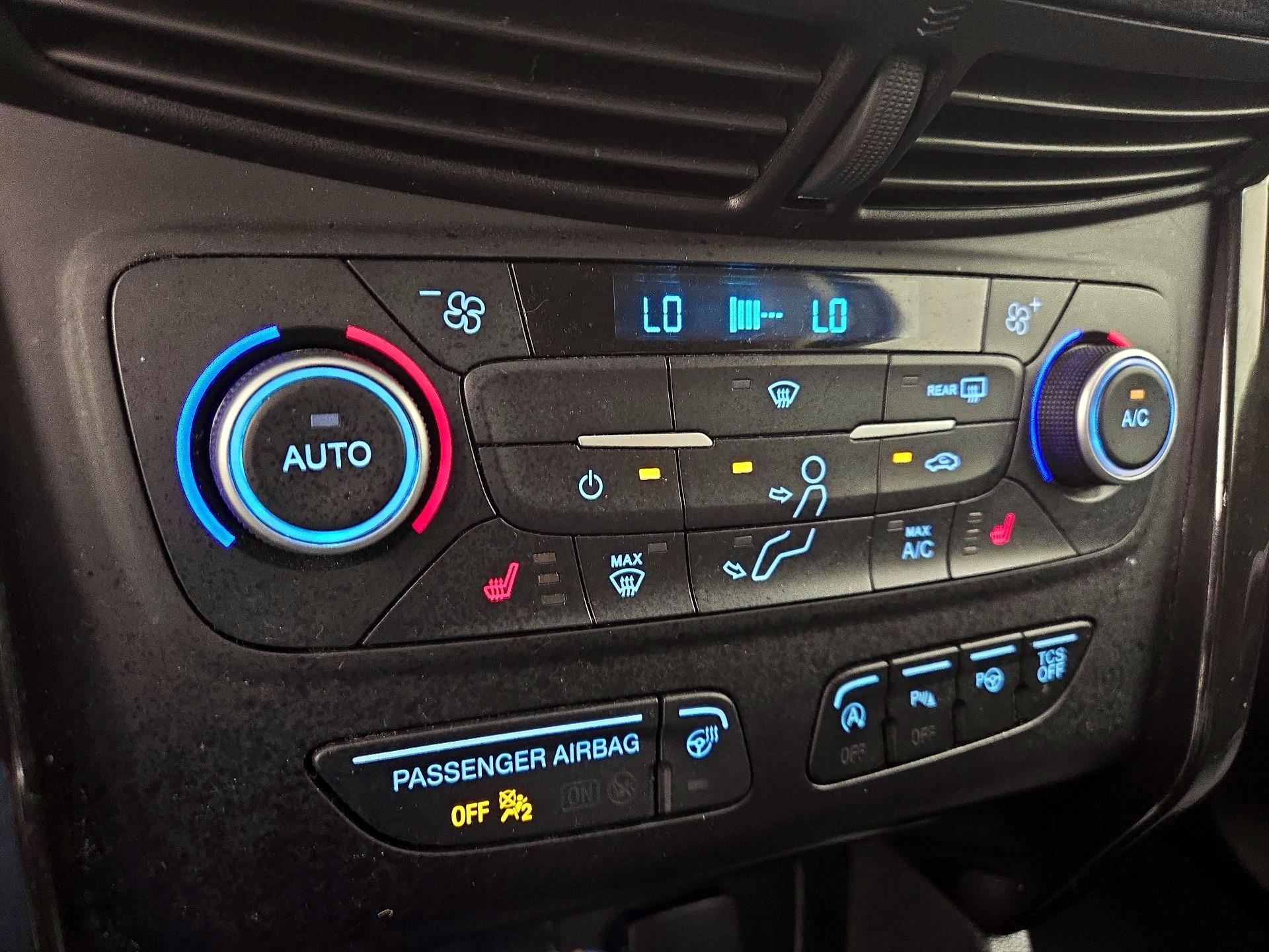Thumbnail: 2018 Ford Escape - 17