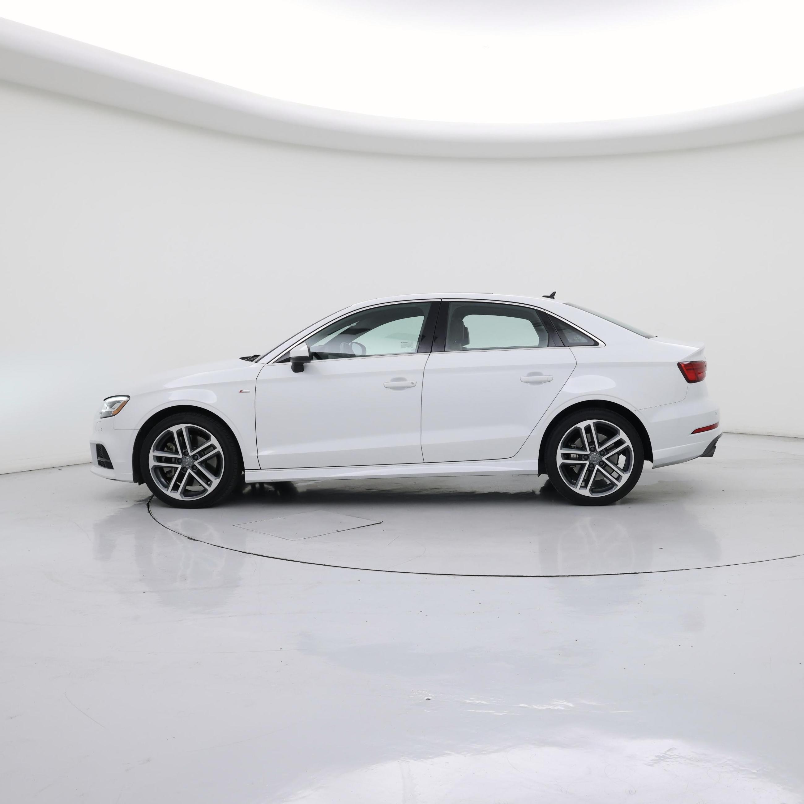 Thumbnail: 2019 Audi A3 - 3
