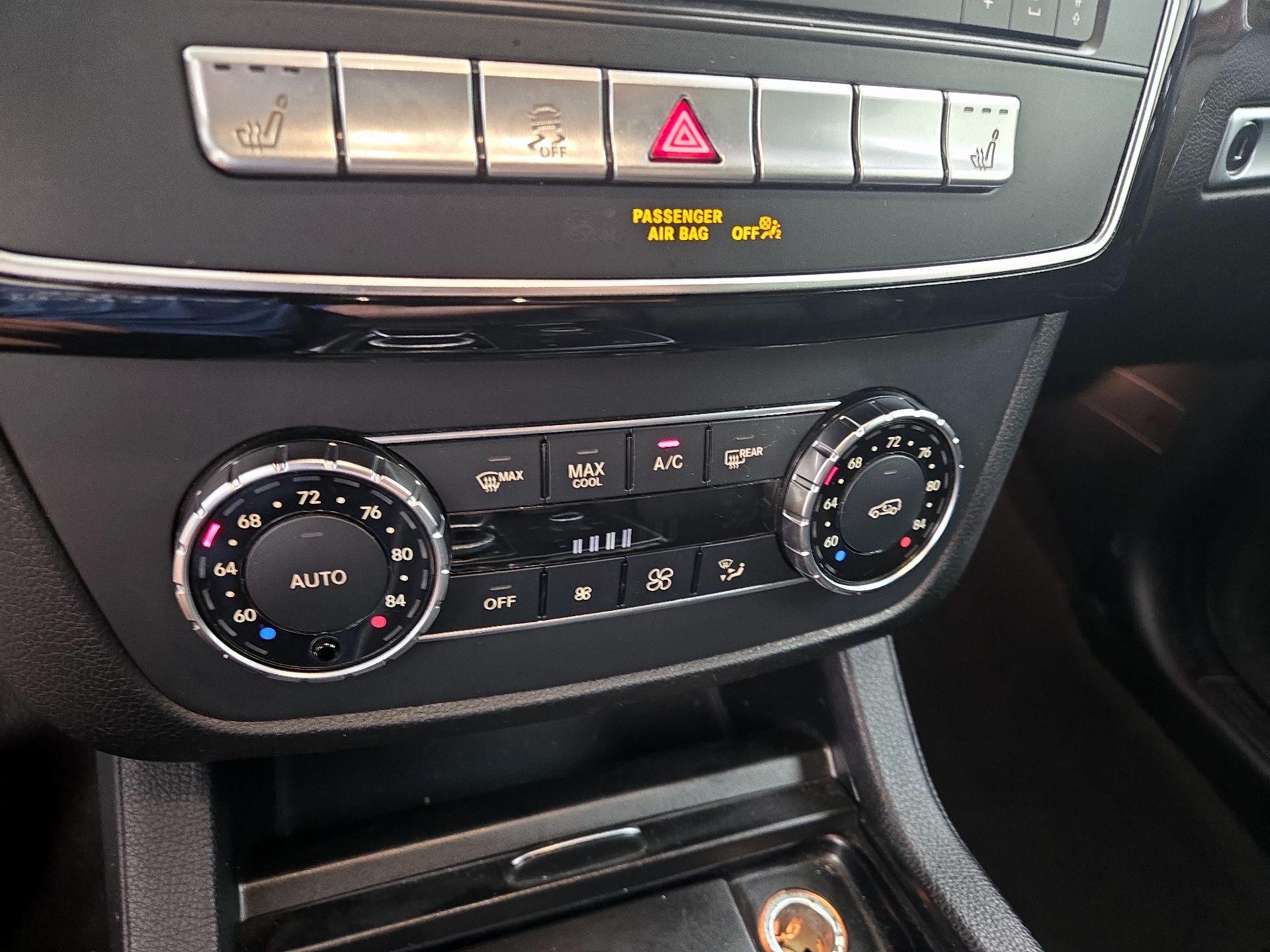 Thumbnail: 2016 Mercedes-Benz GLE - 17