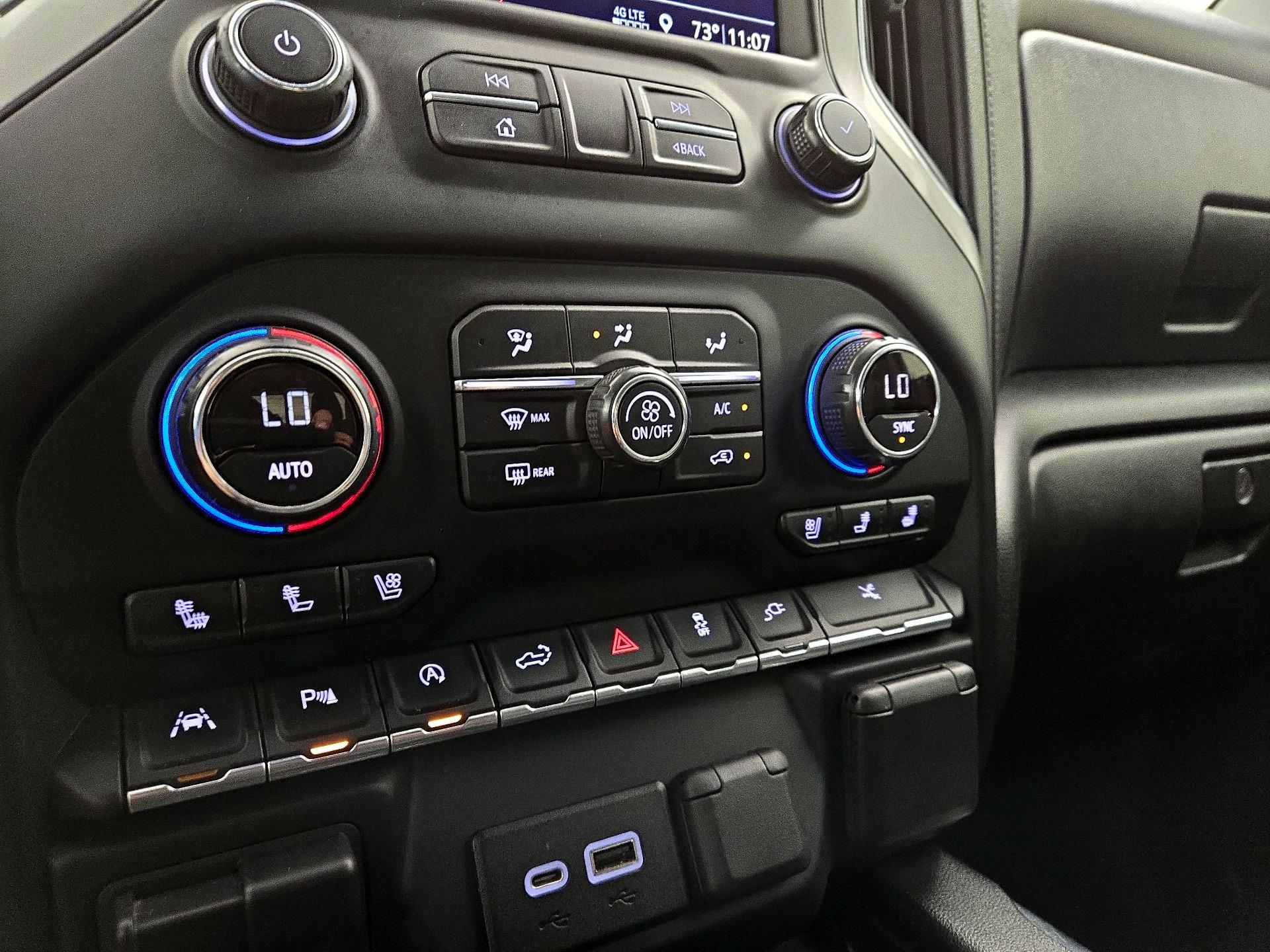 Thumbnail: 2019 Chevrolet Silverado 1500 - 17
