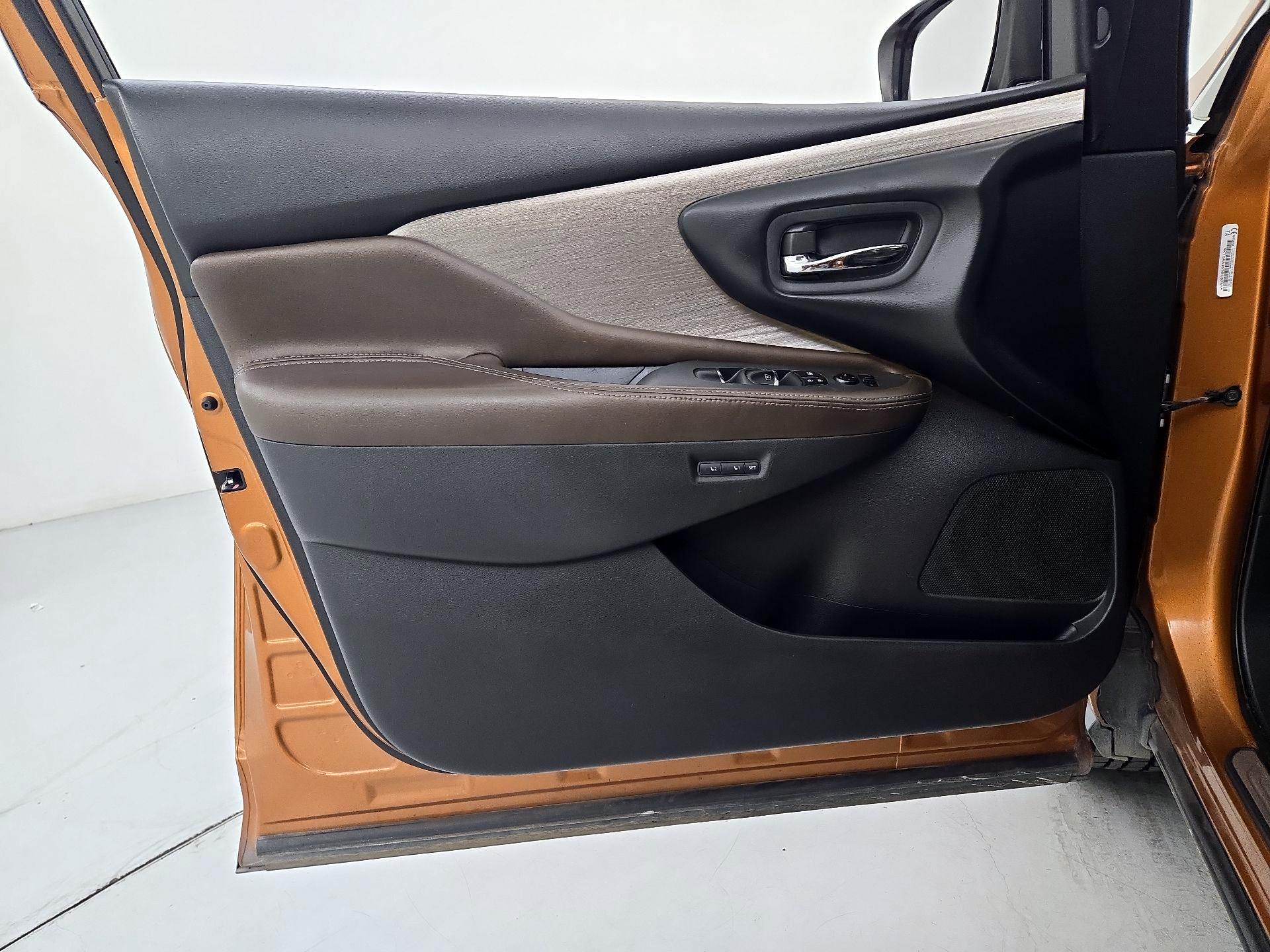 Thumbnail: 2016 Nissan Murano - 12