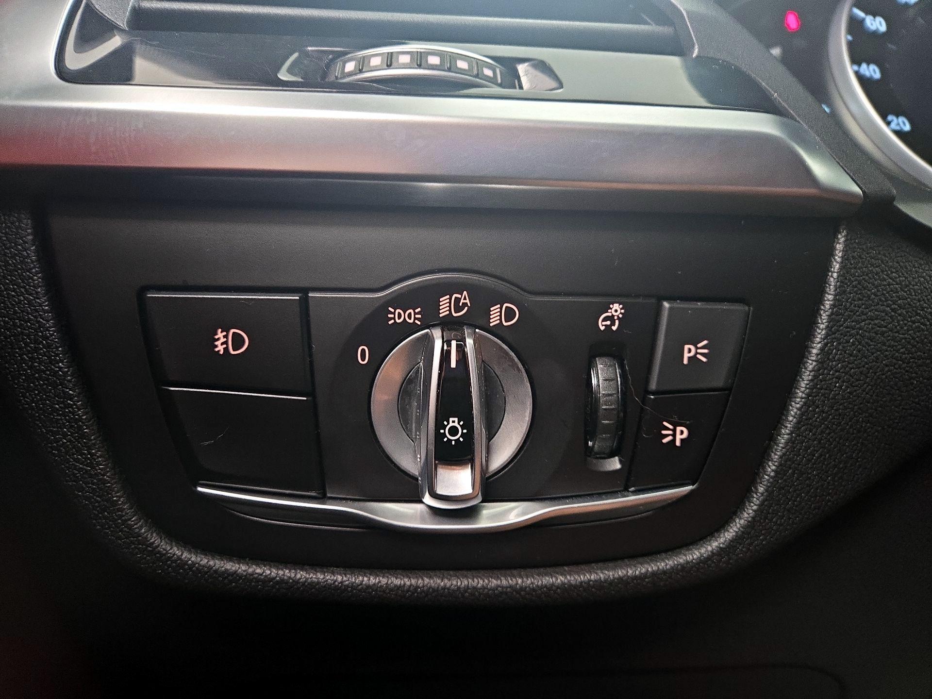 Thumbnail: 2019 BMW X4 - 13