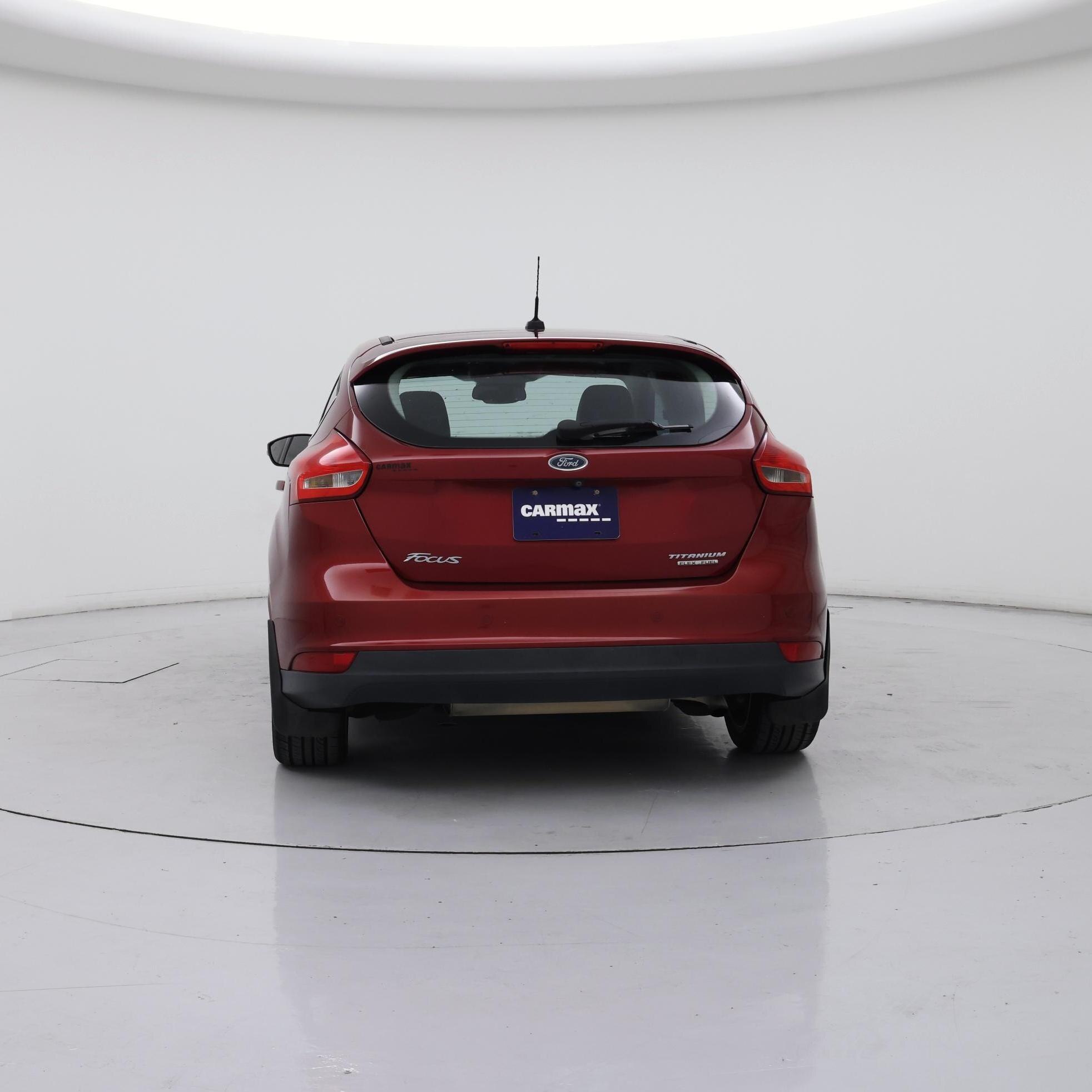 Thumbnail: 2016 Ford Focus - 6