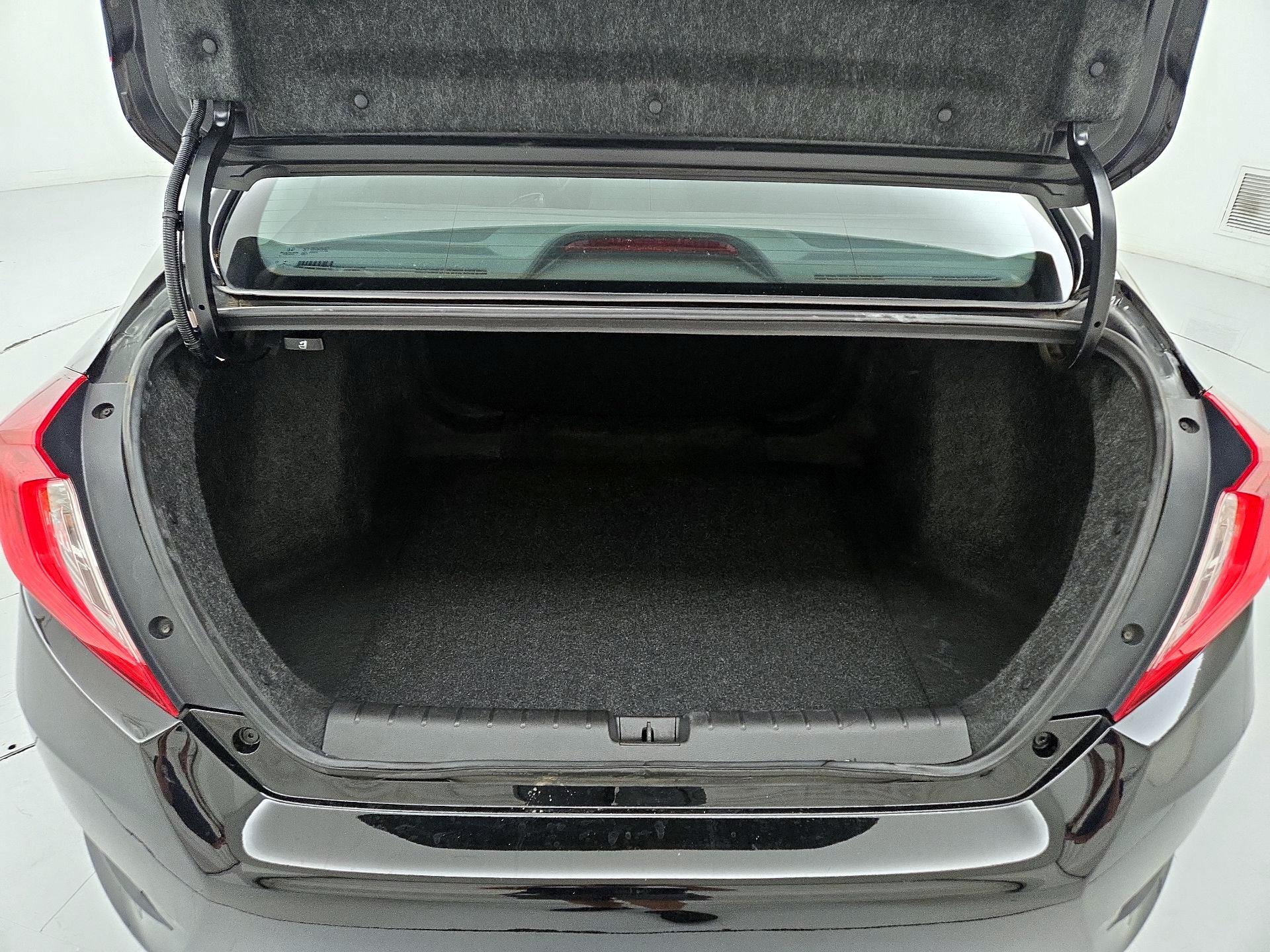 Thumbnail: 2019 Honda Civic - 20