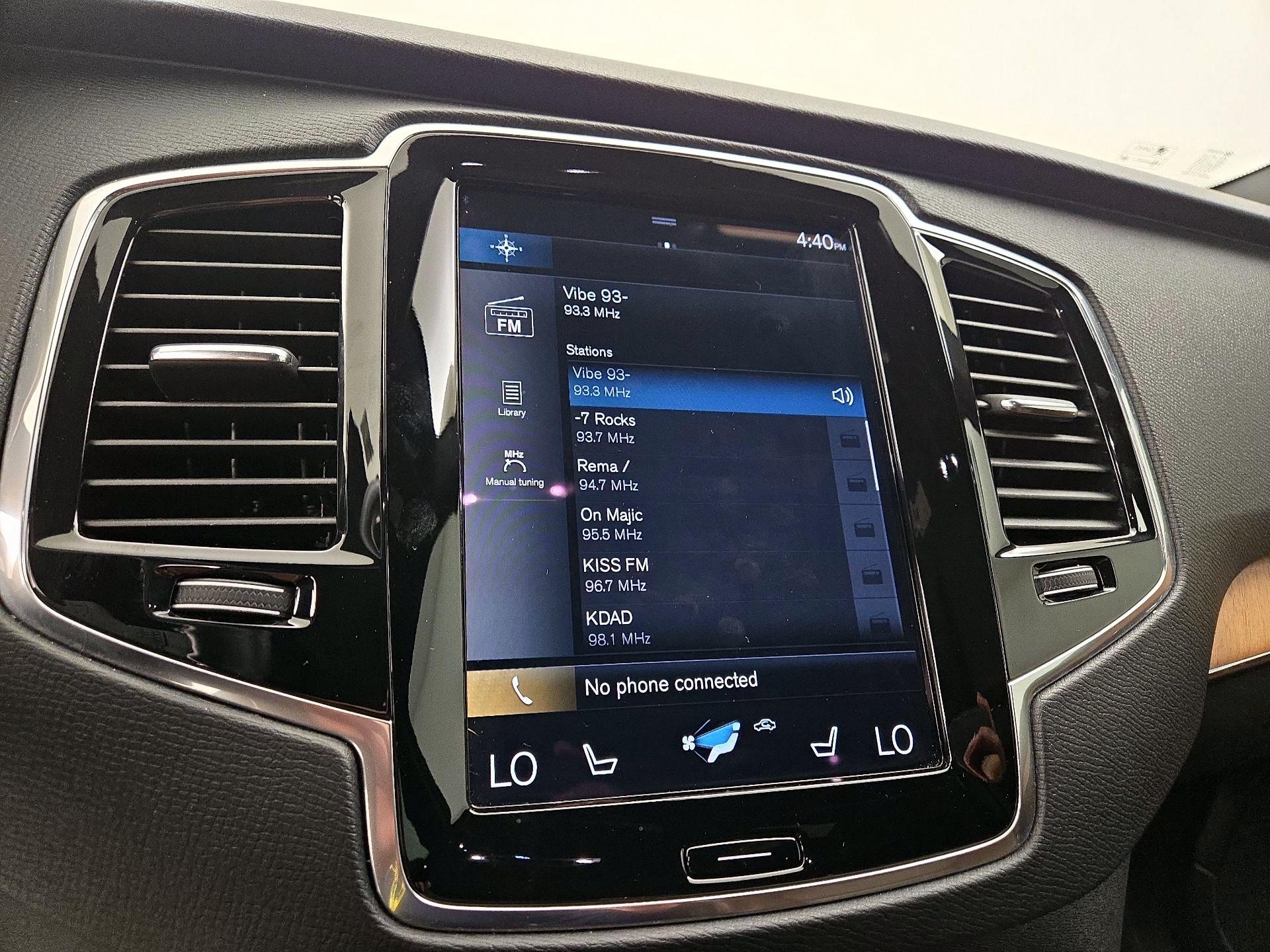 Thumbnail: 2022 Volvo XC90 - 15