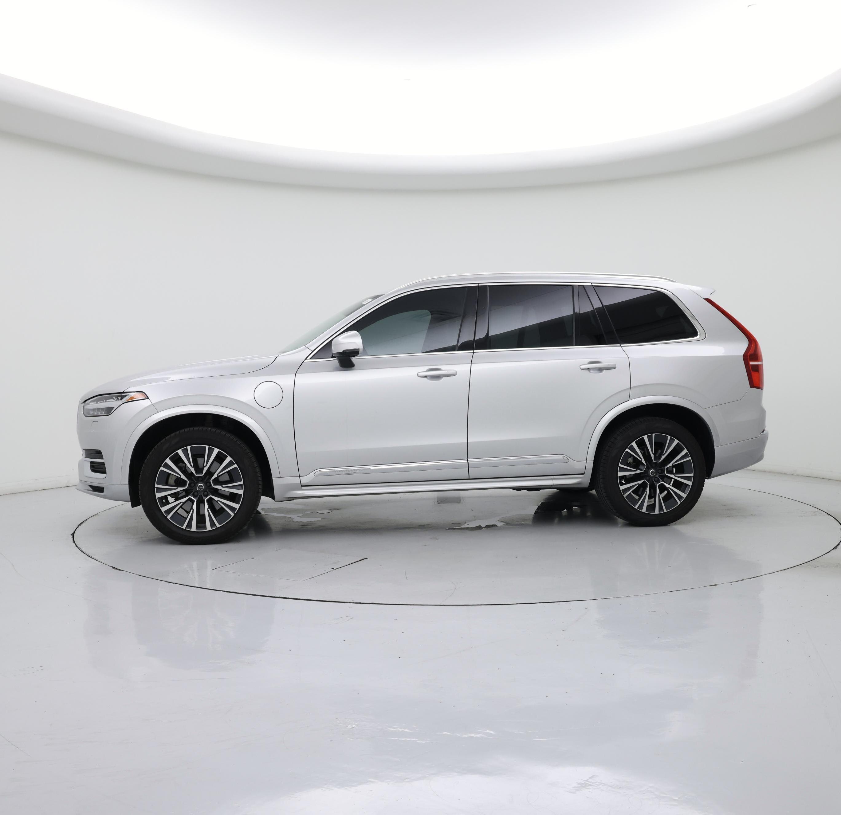 Thumbnail: 2022 Volvo XC90 - 3