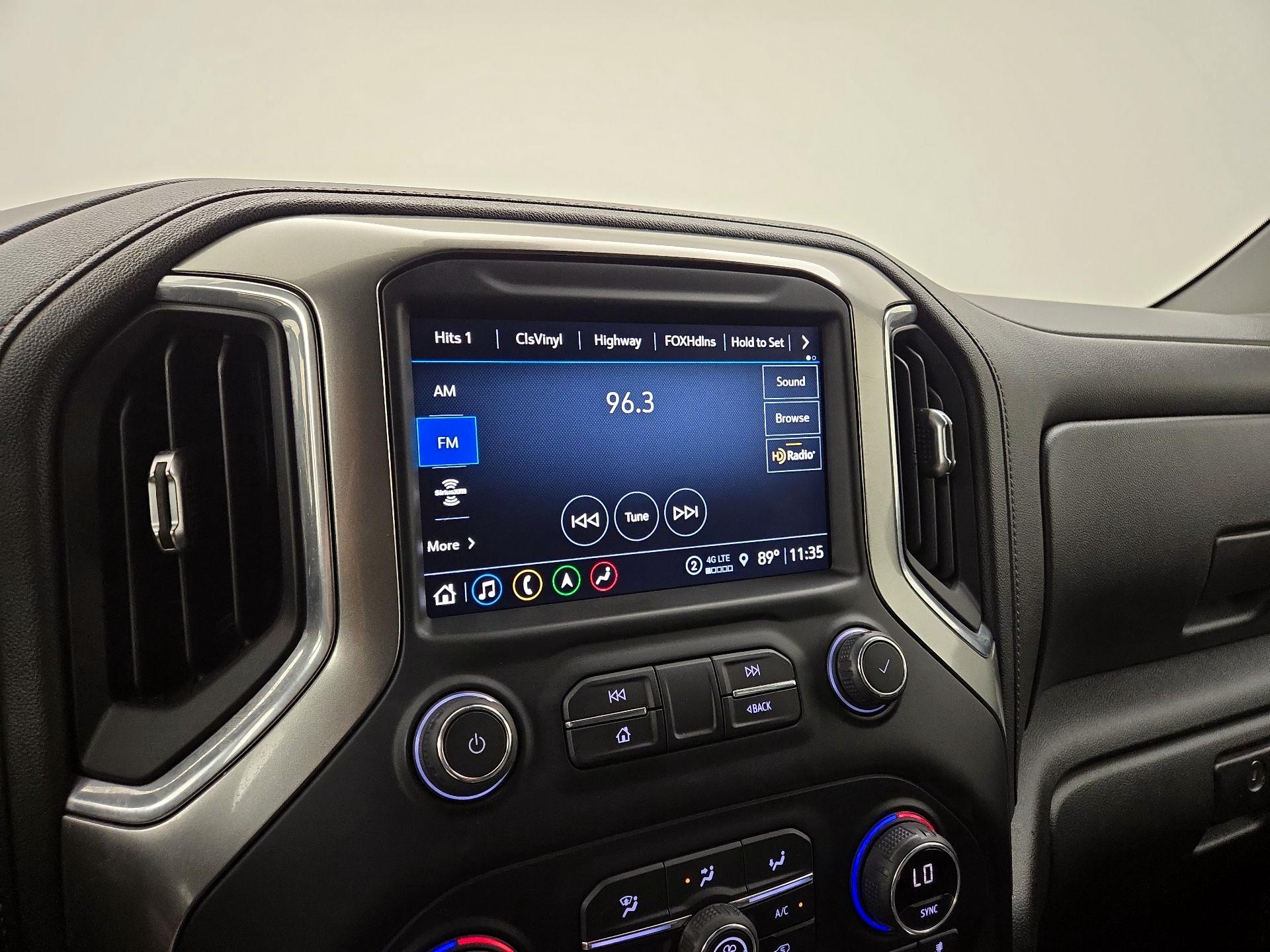 Thumbnail: 2021 Chevrolet Silverado 1500 - 16
