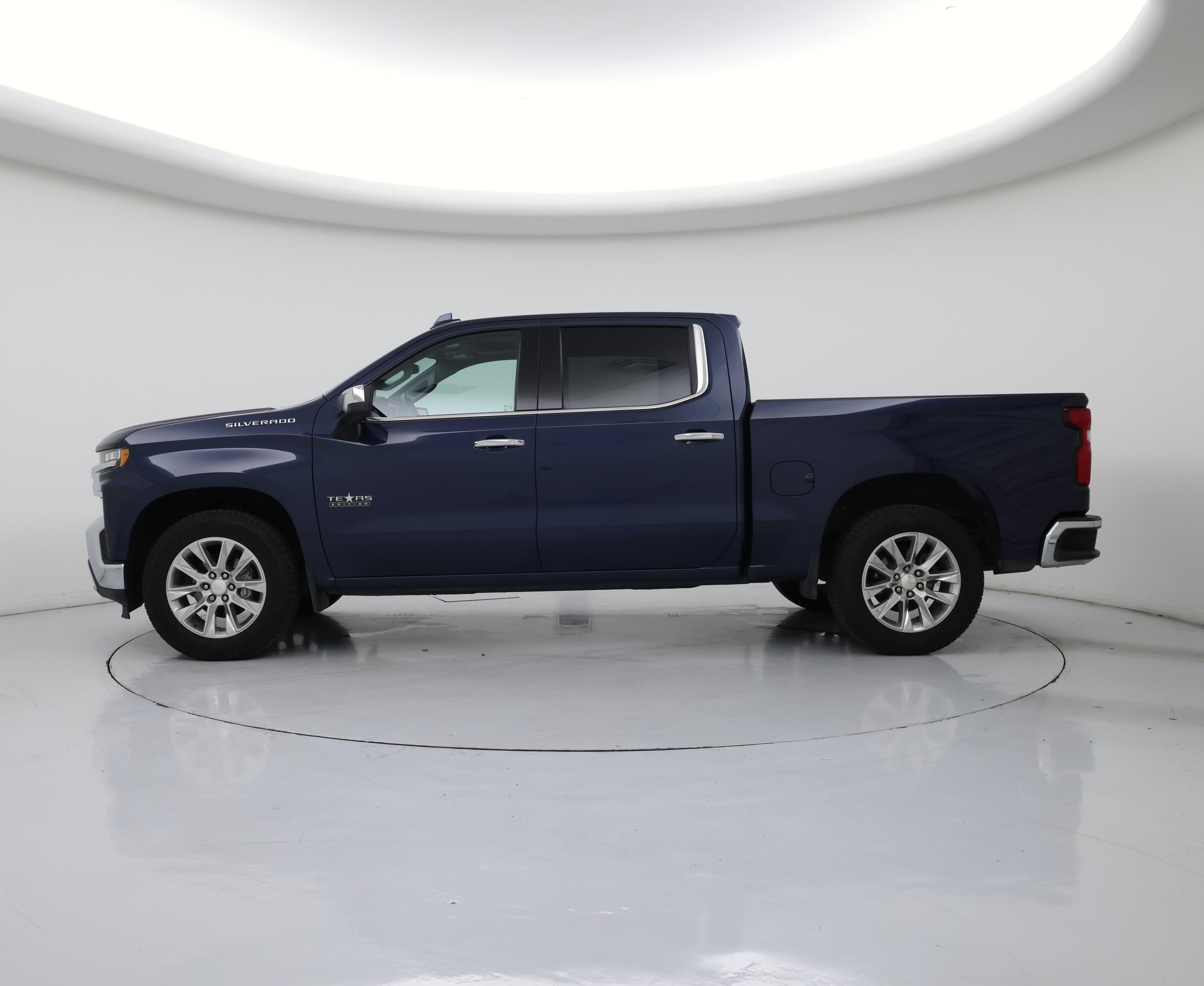 Thumbnail: 2021 Chevrolet Silverado 1500 - 3