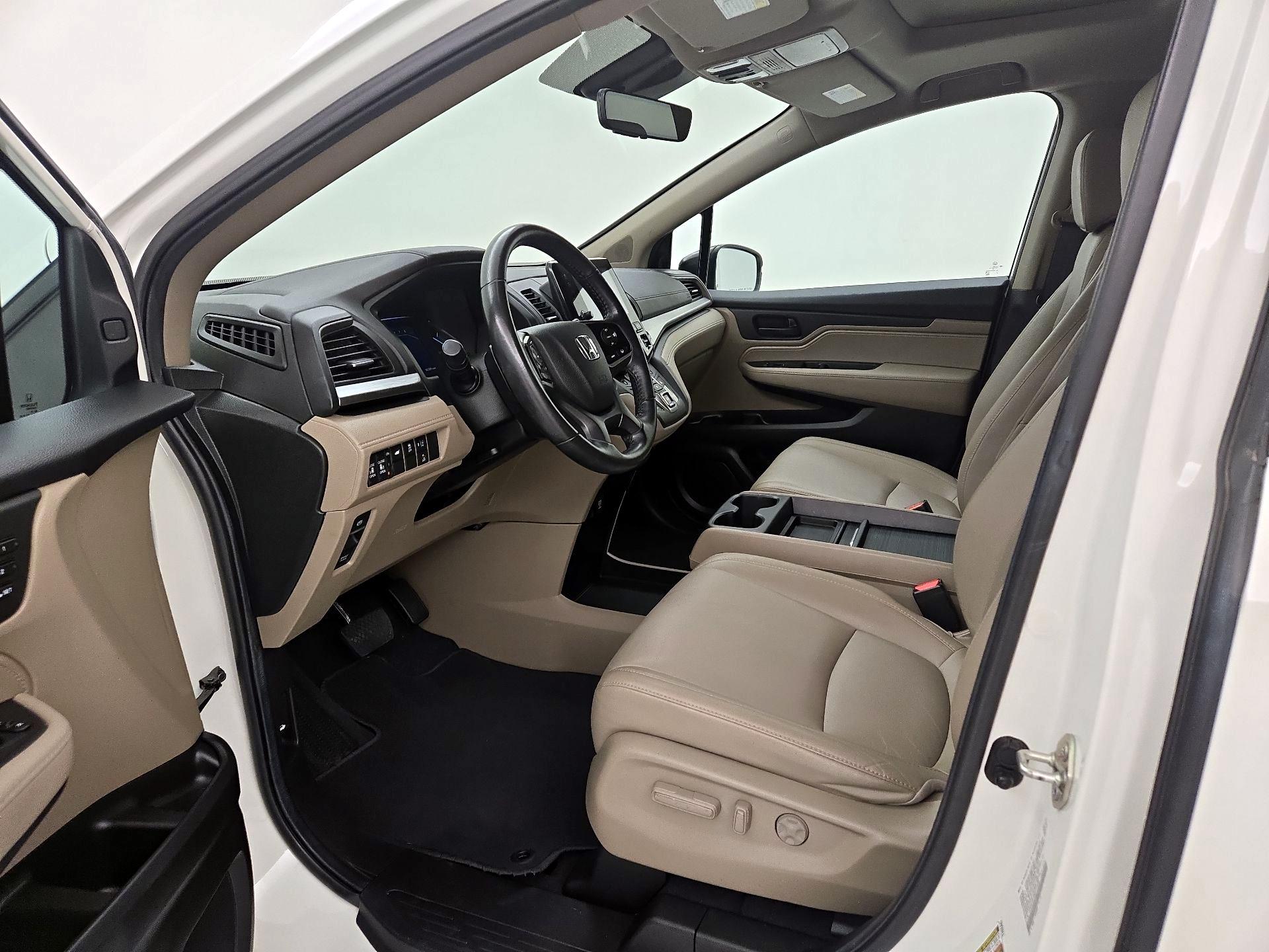 Thumbnail: 2019 Honda Odyssey - 11