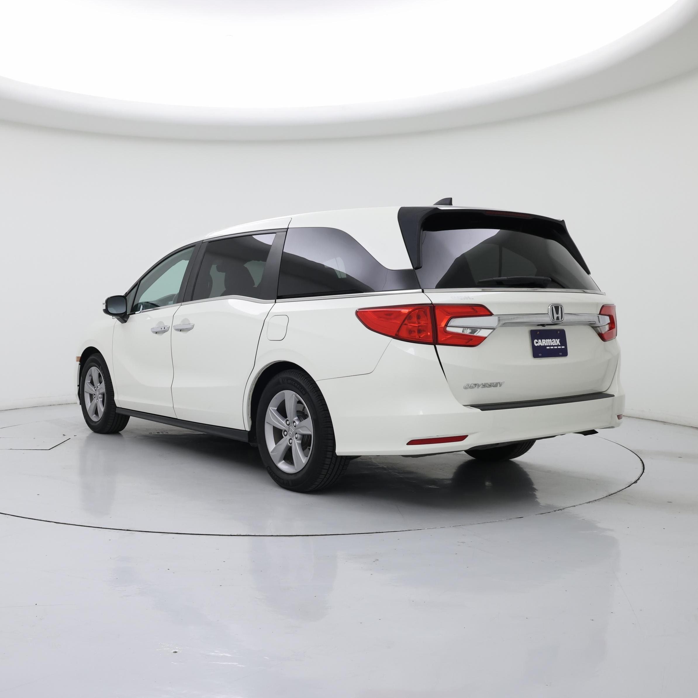 Thumbnail: 2019 Honda Odyssey - 2