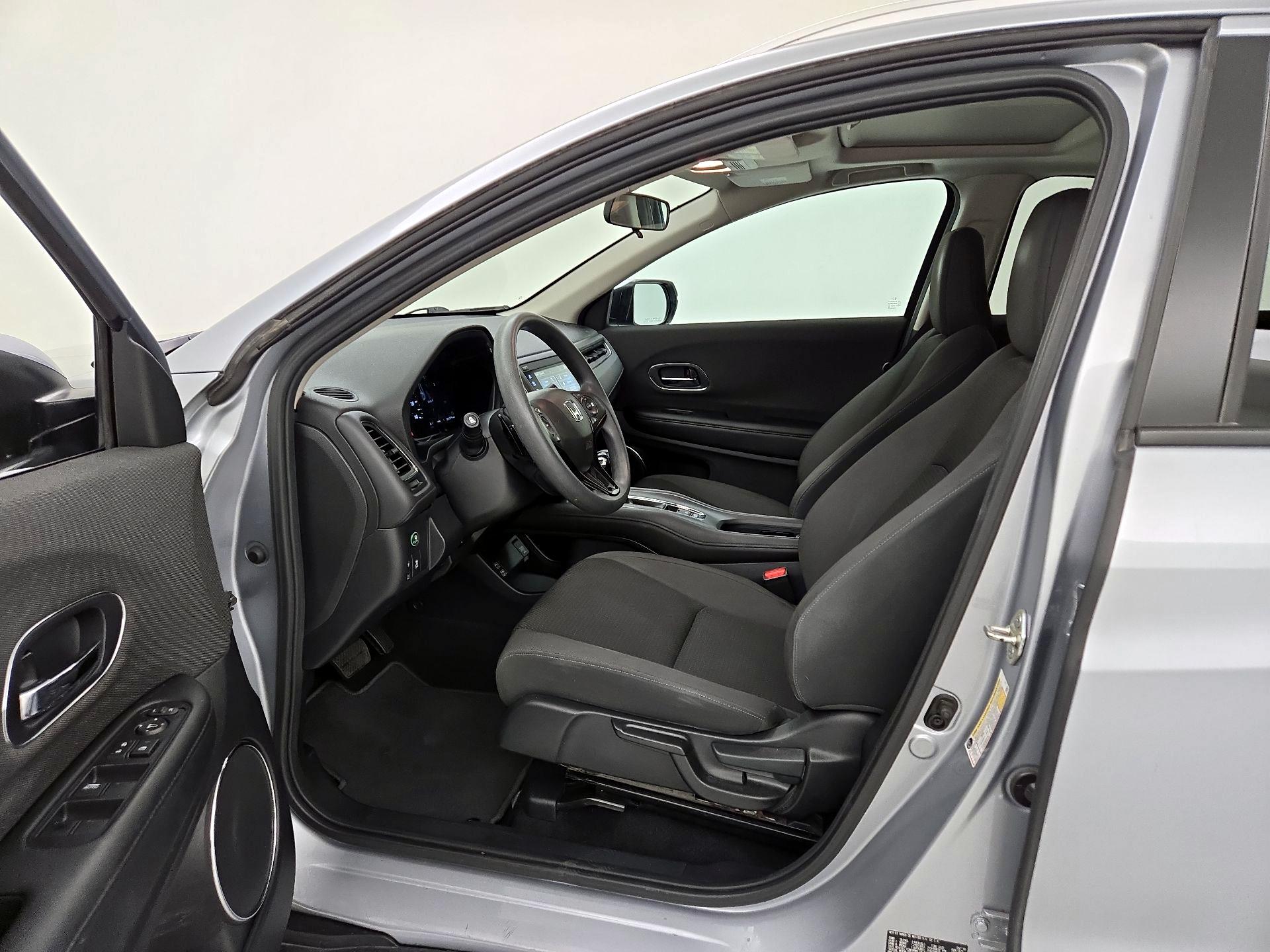 Thumbnail: 2019 Honda HR-V - 11