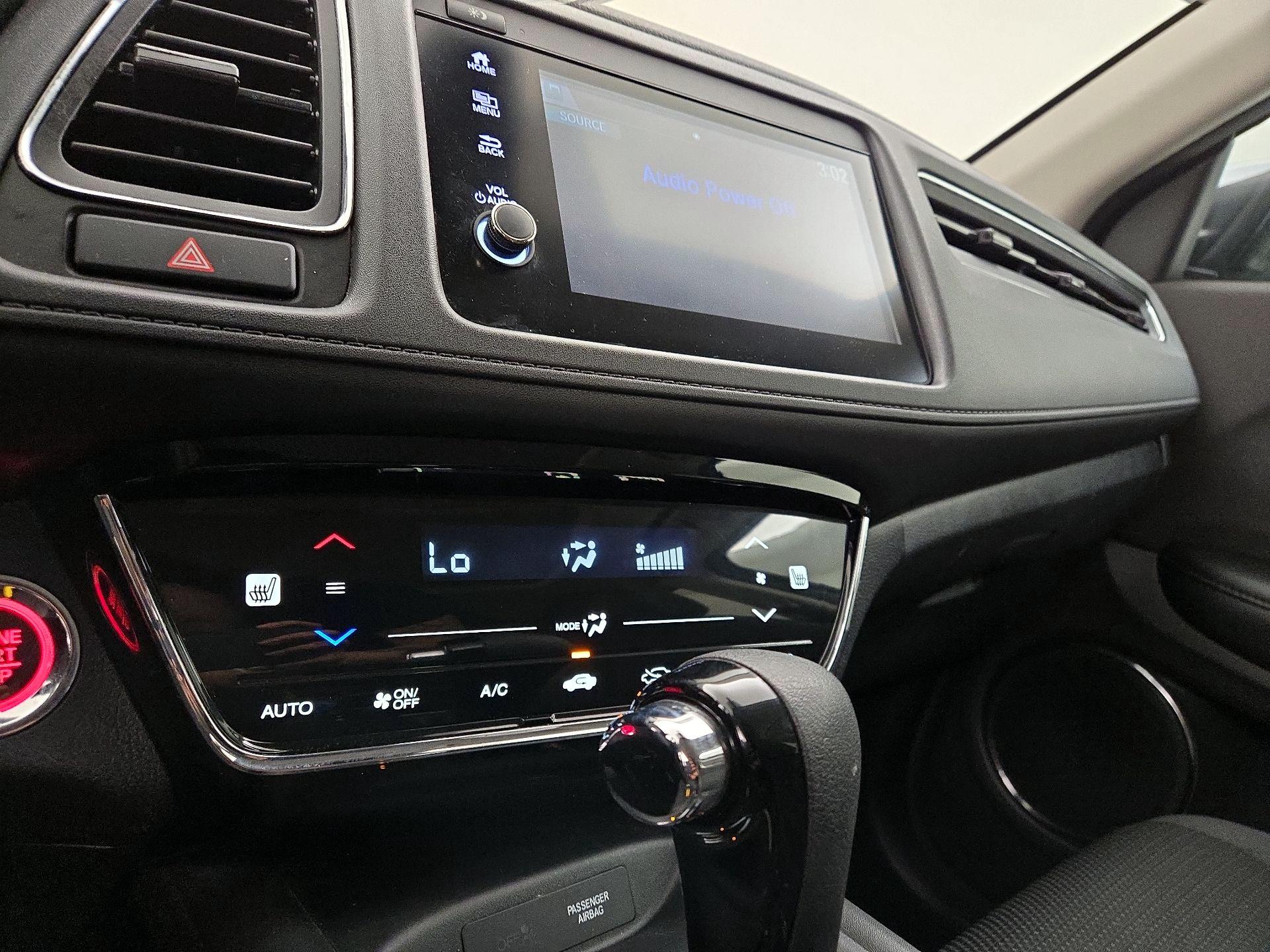 Thumbnail: 2019 Honda HR-V - 16