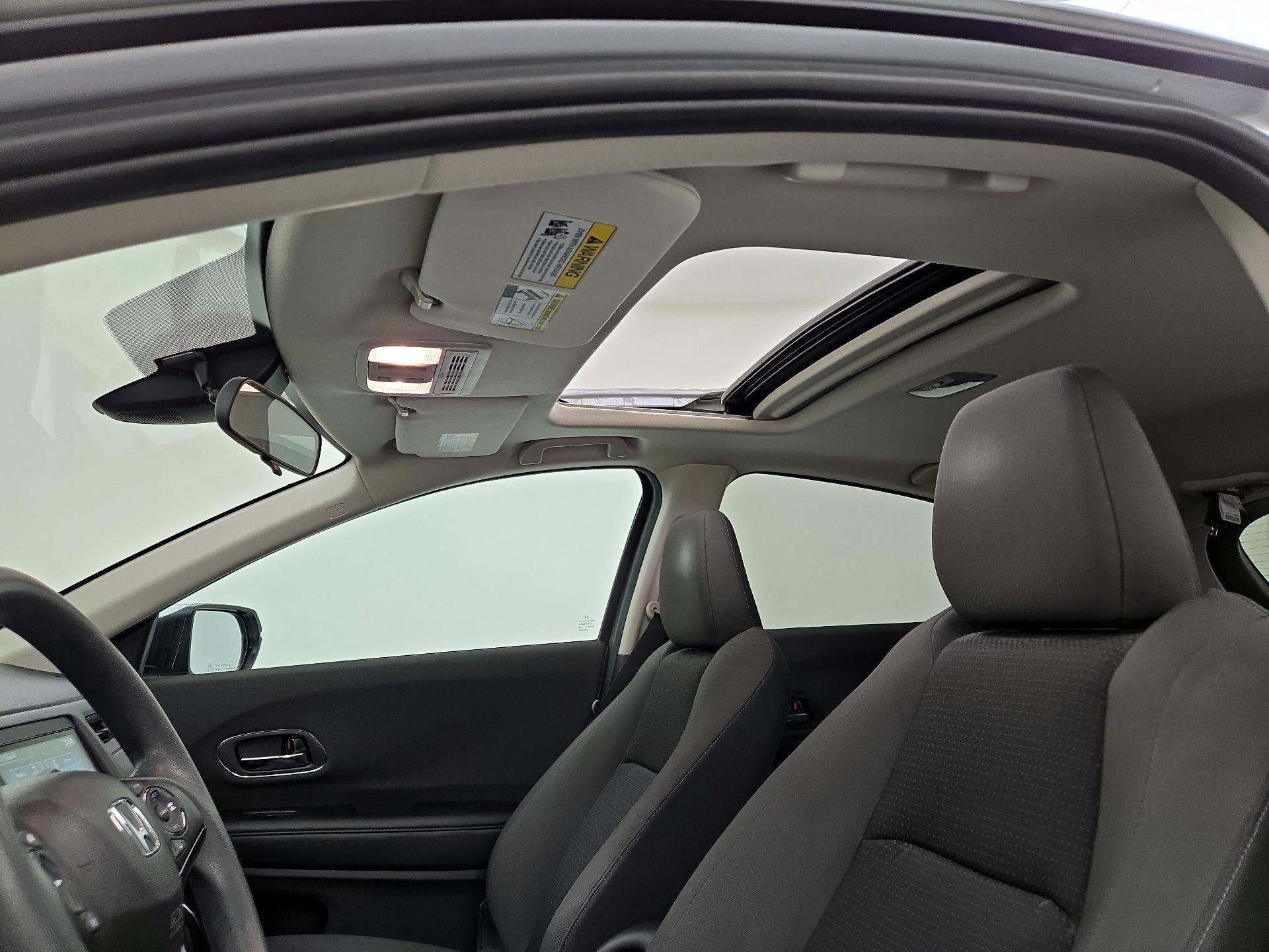 Thumbnail: 2019 Honda HR-V - 18