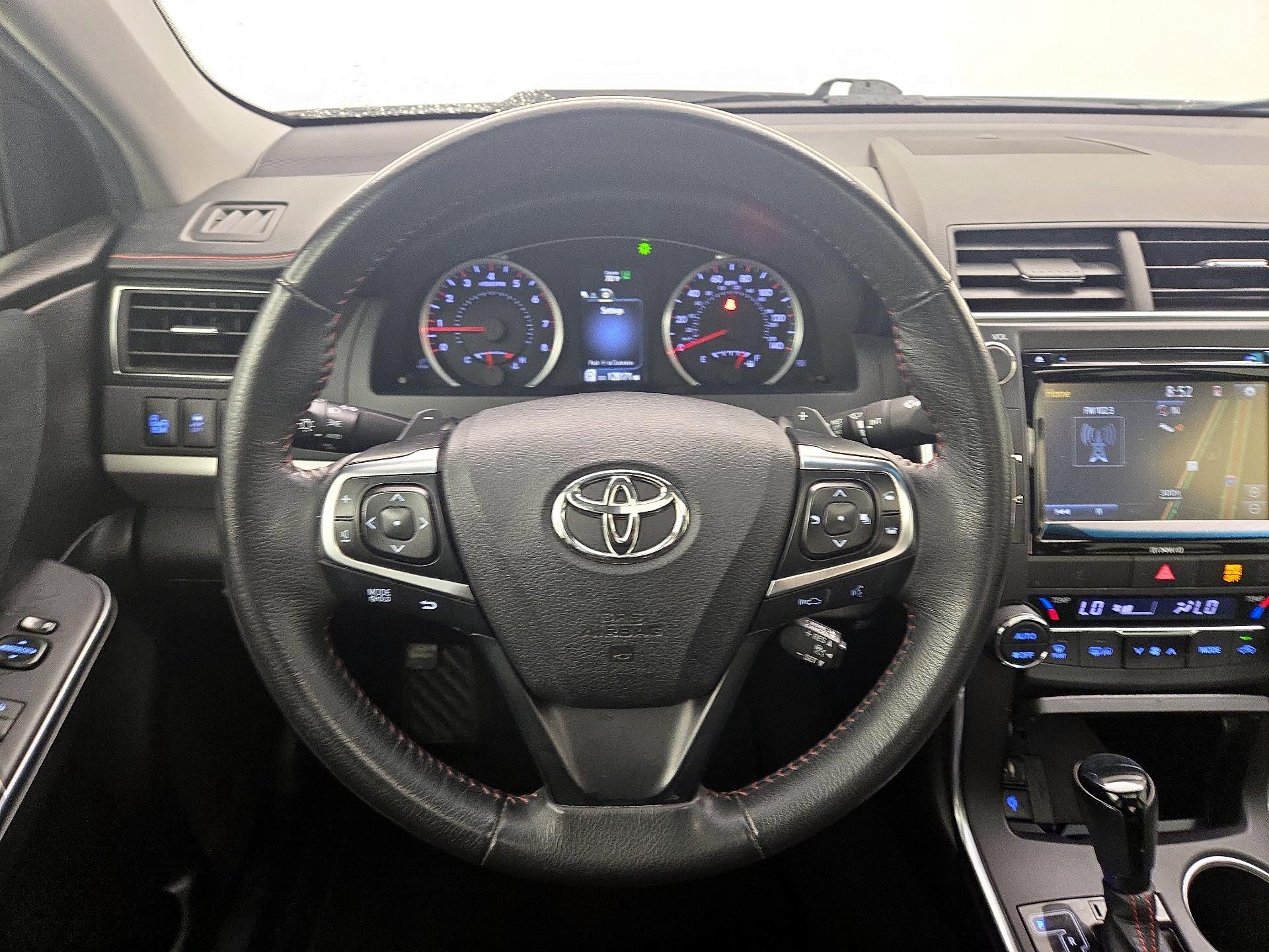 Thumbnail: 2017 Toyota Camry - 10