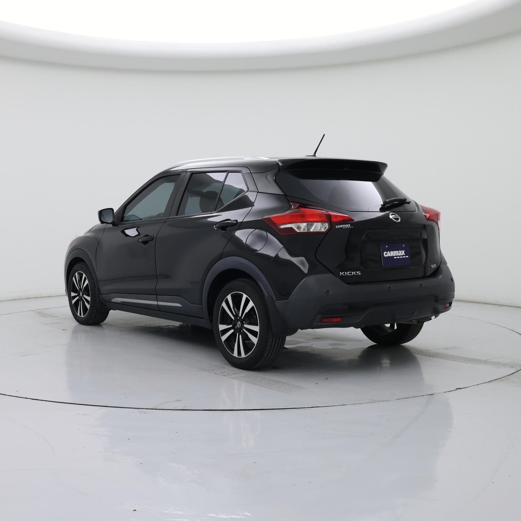 Thumbnail: 2020 Nissan Kicks - 2