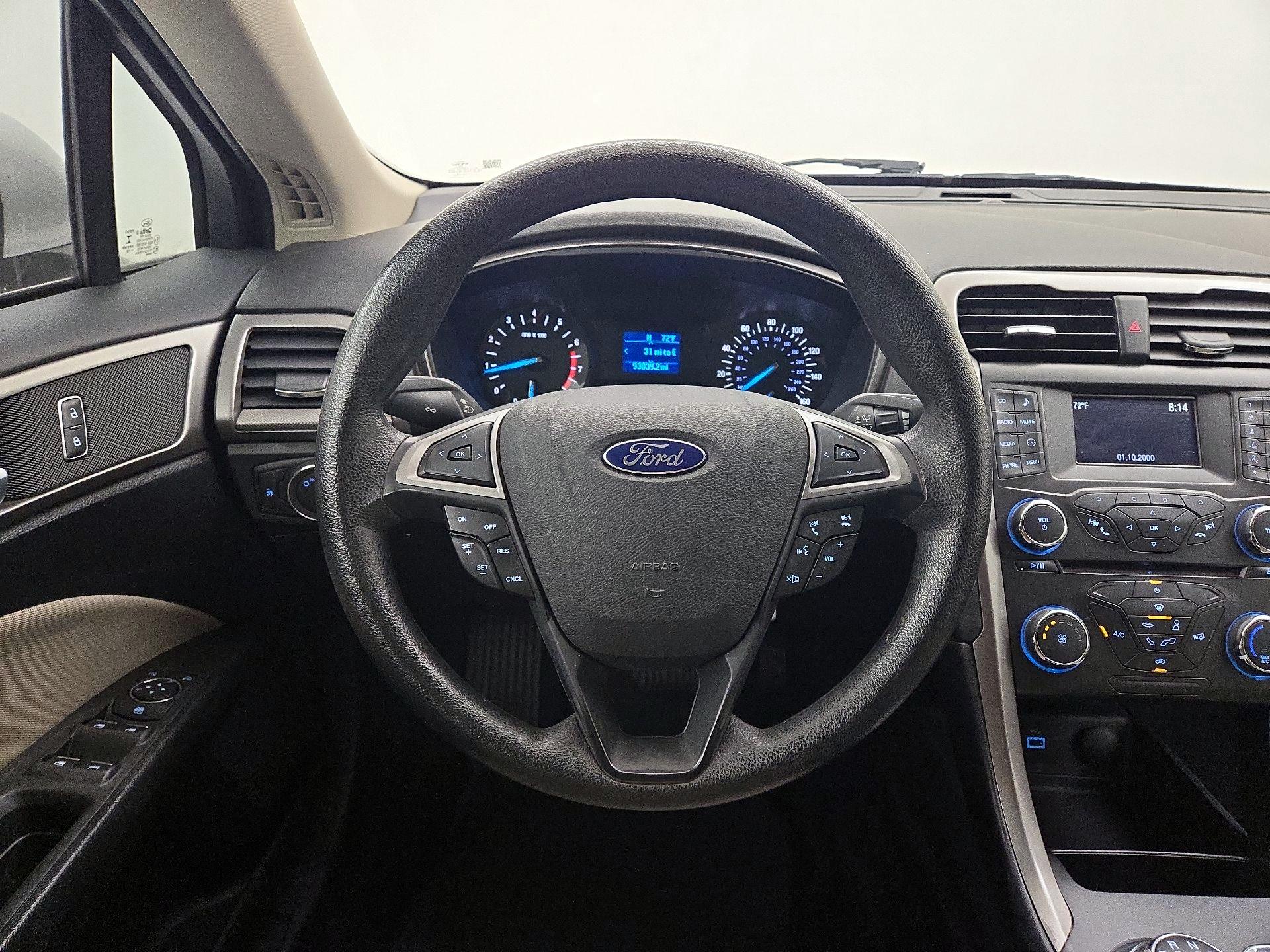 Thumbnail: 2017 Ford Fusion - 10