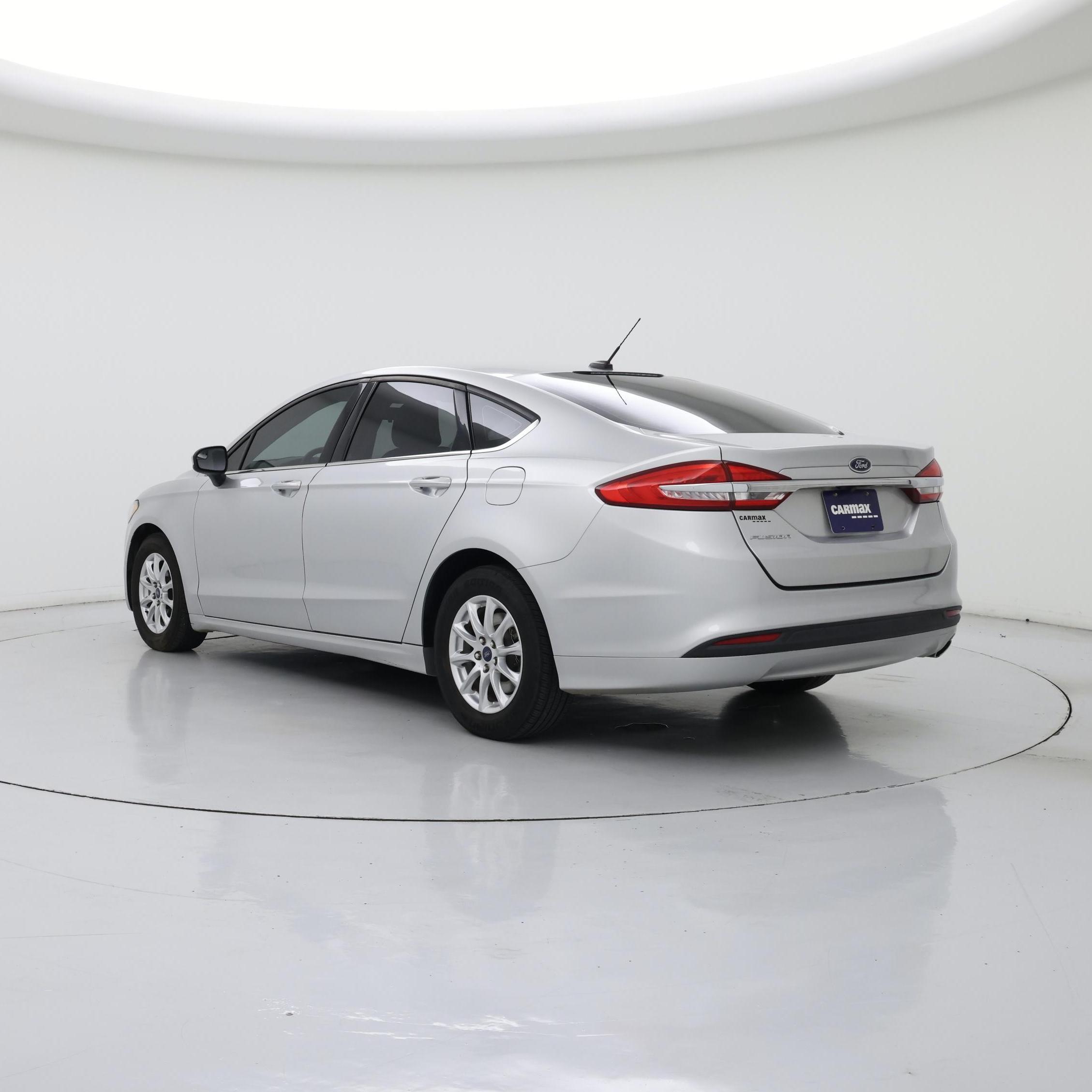 Thumbnail: 2017 Ford Fusion - 2